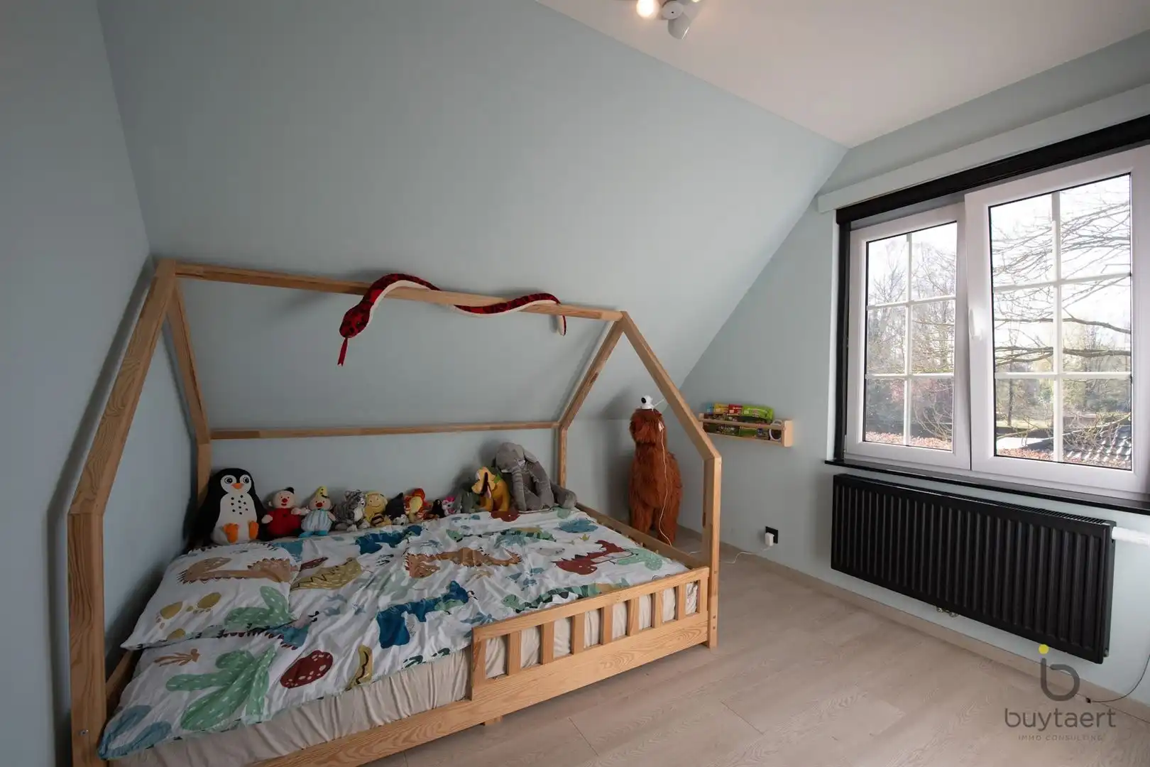  KARAKTERVOLLE WONING MET VIJF SLAAPKAMERS EN TUIN! foto 18