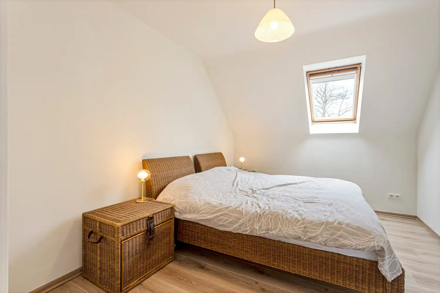 ZEER RUIM DUPLEX APPARTEMENT CENTRUM DIEST MET ZICHT OP PARK! foto 17