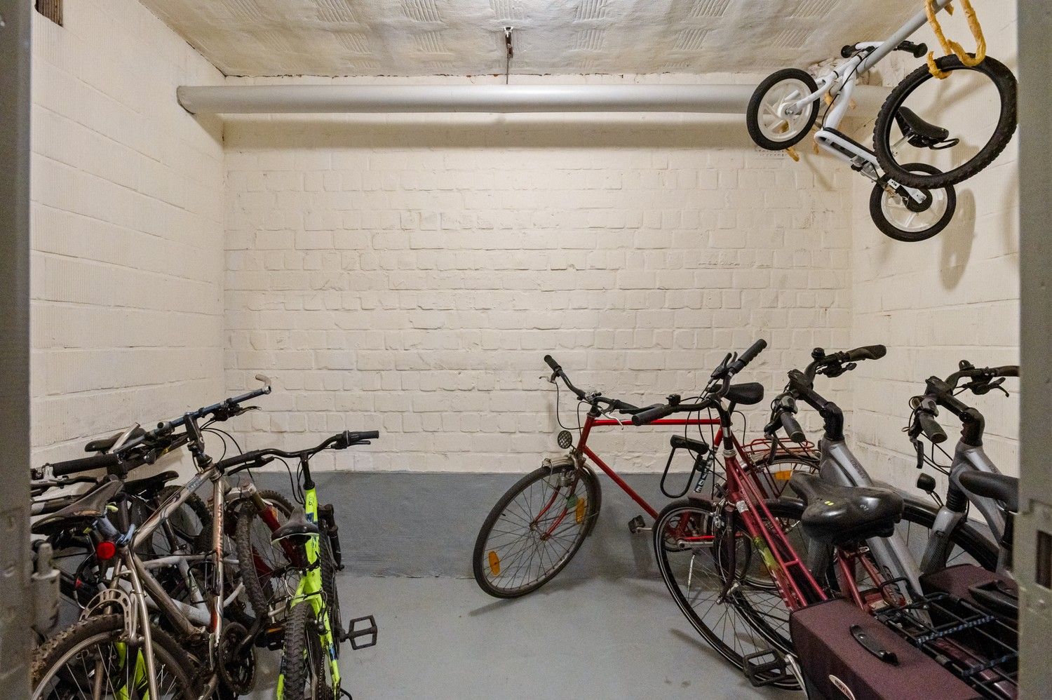 Ruim appartement met twee slaapkamers op ideale locatie in Deurne! foto 17