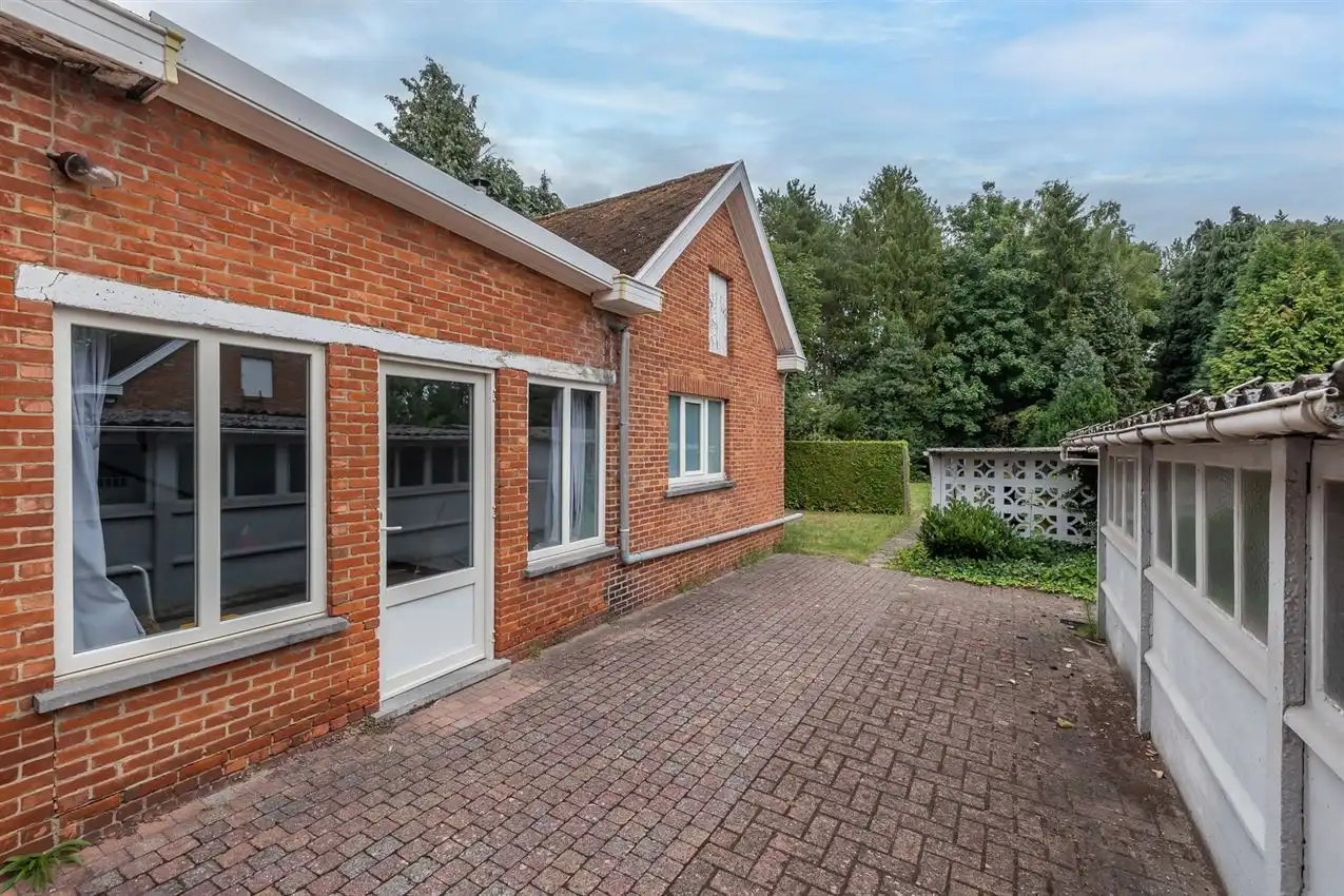 bosrijk, 11 are, uitbreiding mogelijk, gewelfd gebouw foto 3