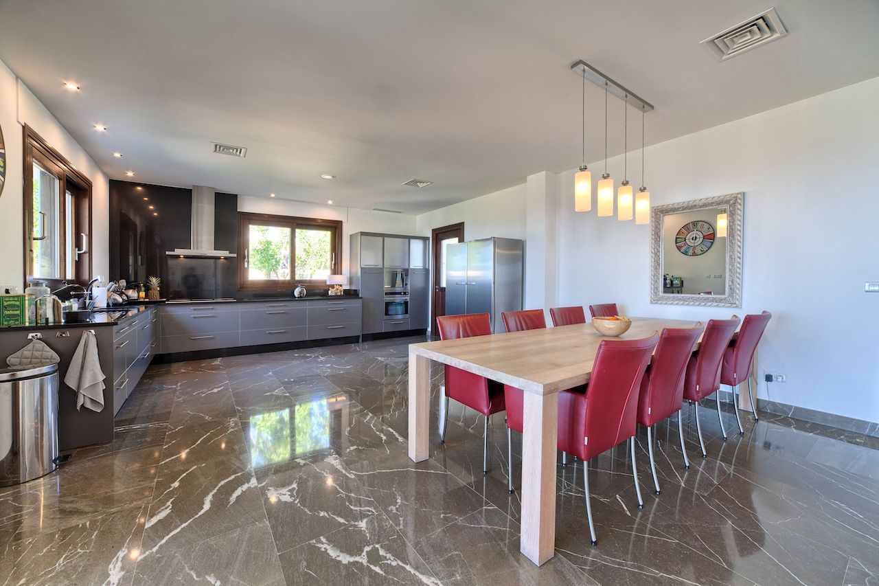 VILLA VAN TOPKWALITEIT OP EEN VAN DE BESTE PERCELEN IN LOS FLAMINGOS GOLF RESORT foto 11