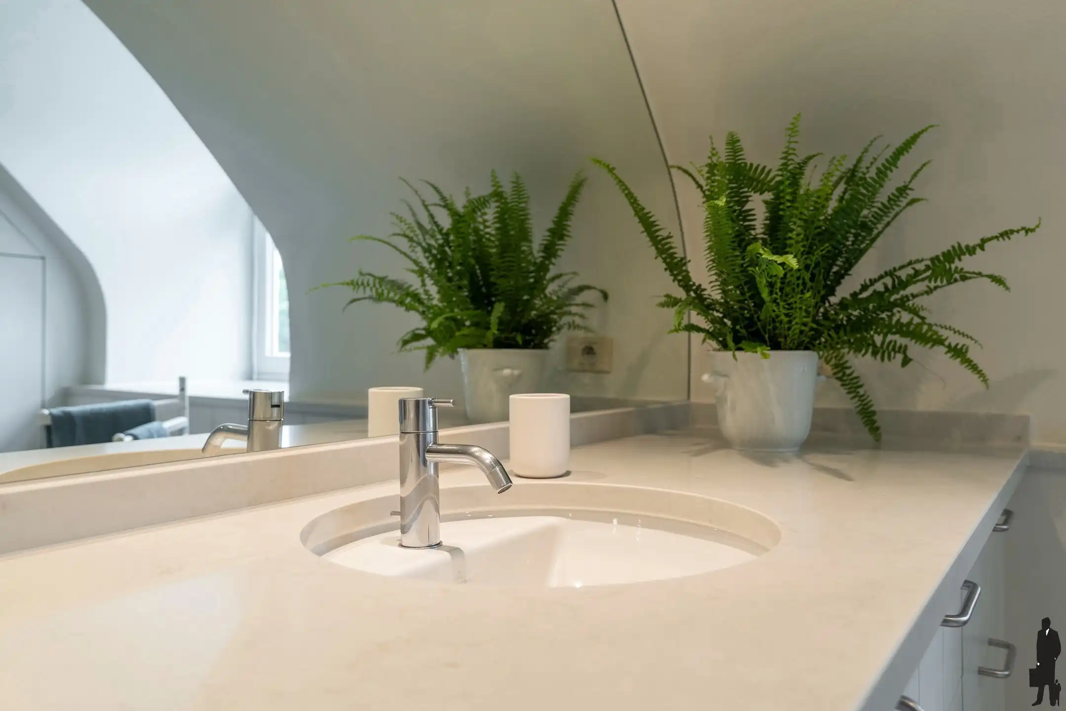 Villa met kantoor en 5 slpk. in groene rand van Turnhout foto 21