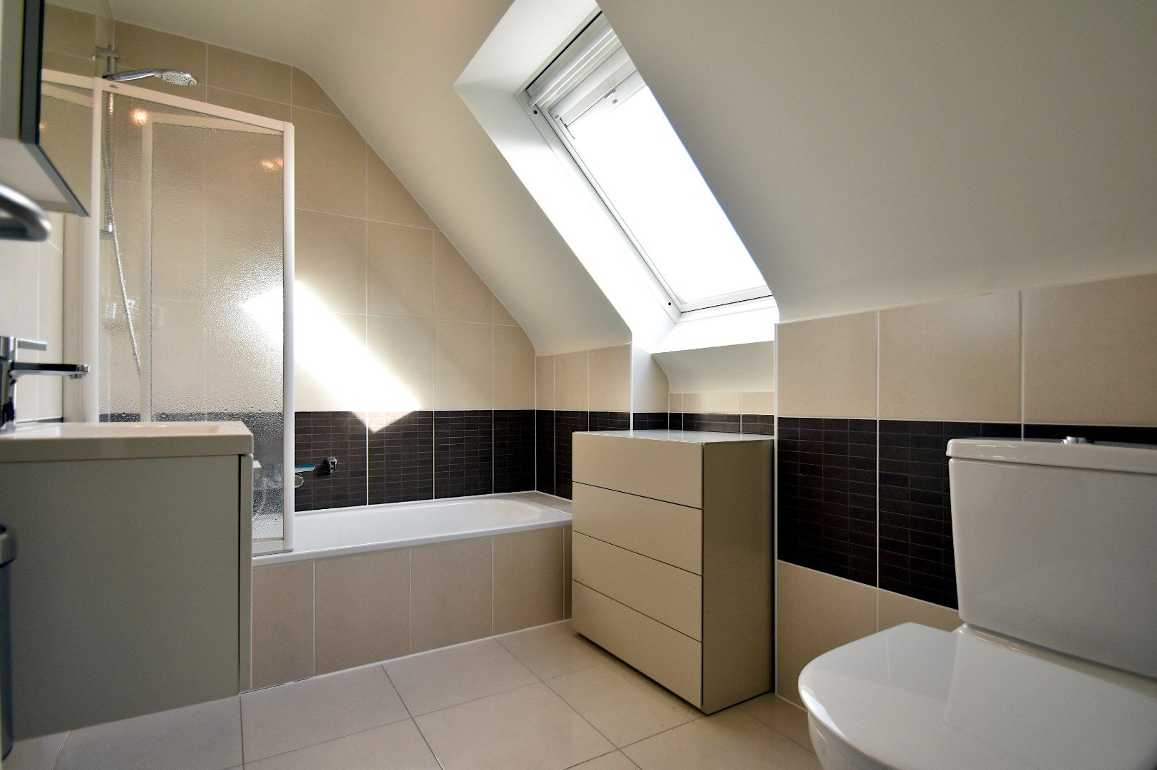 Luxueus, afgewerkt duplex appartement met 3 slaapkamers. foto 24
