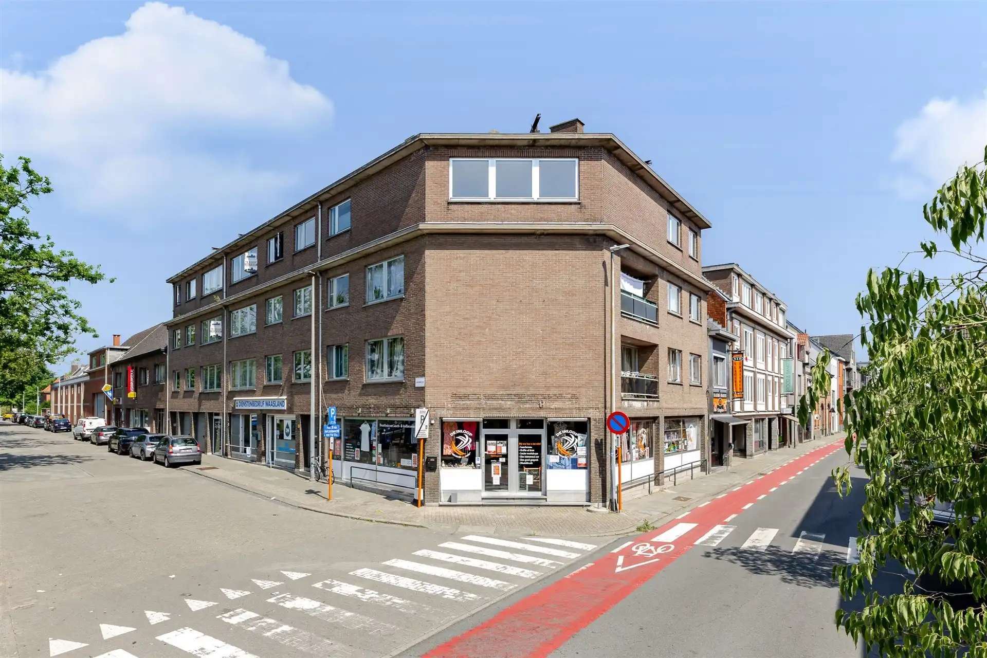 Lichtrijk hoekappartement met 2 slaapkamers in Sint-Niklaas foto 11