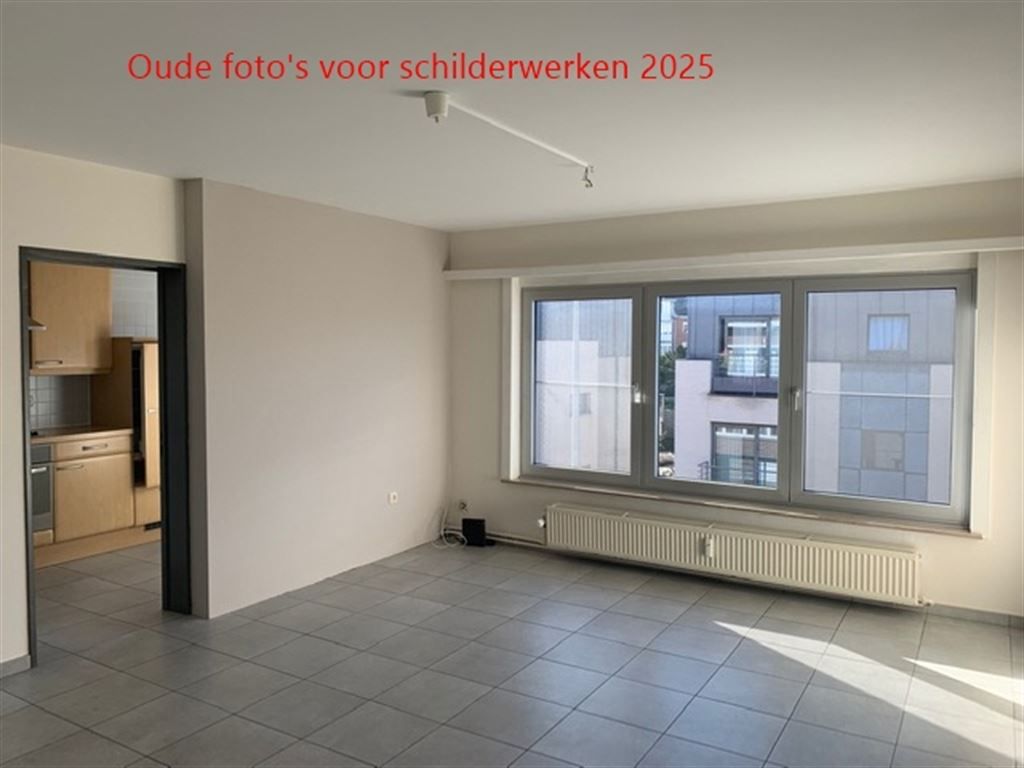 Gerenoveerd appartement met garagebox foto 17
