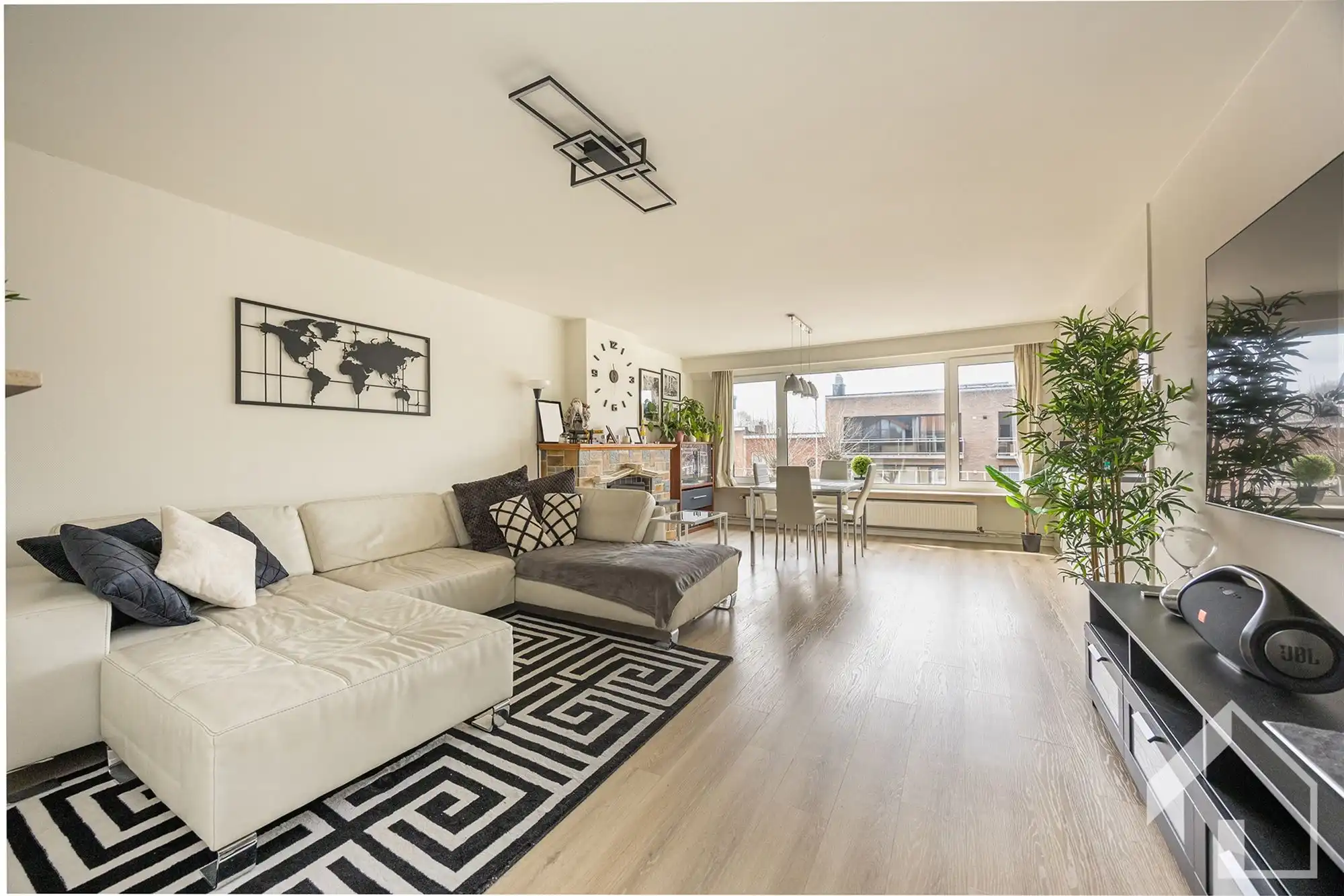 Hoofdfoto van de publicatie: Appartement 2e verdieping + staanplaats