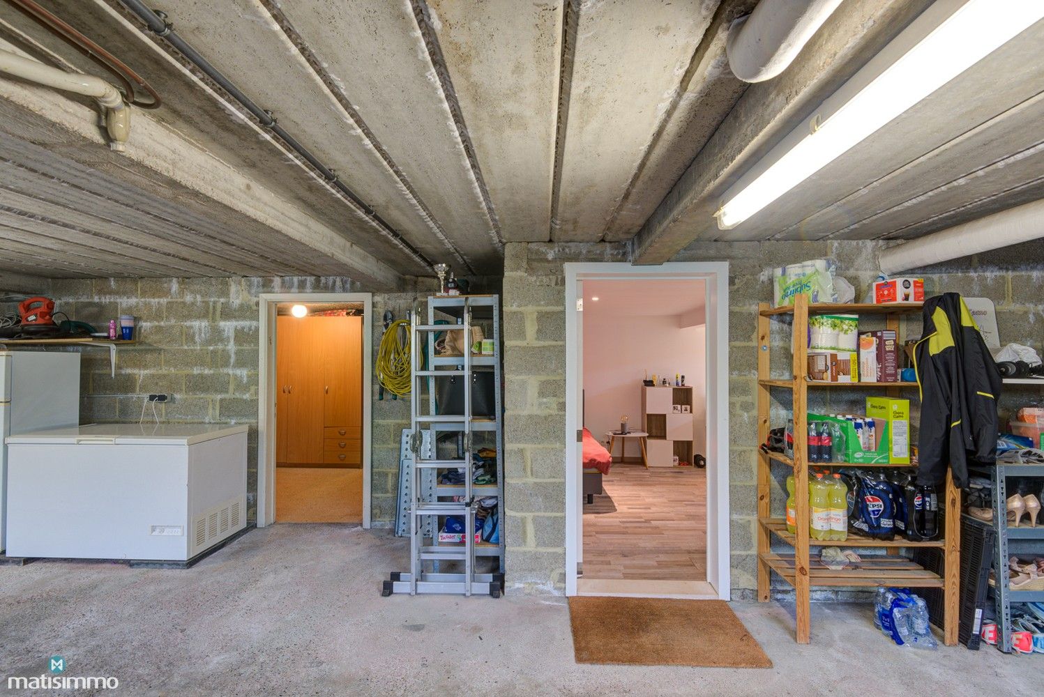 RUIME, GELIJKVLOERSE WONING MET 4 SLAAPKAMERS, INPANDIGE GARAGE EN OMHEINDE TUIN IN ZUTENDAAL foto 24