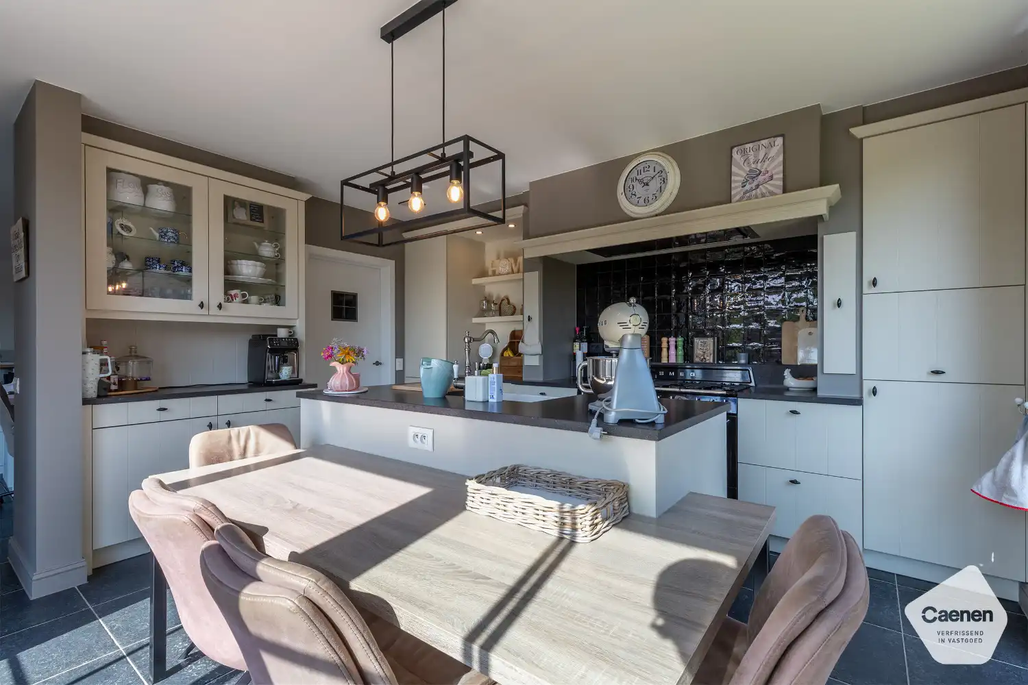Energiezuinige prachtige woning op landelijke ligging met 3 slaapkamers en prachtige tuin! foto 8