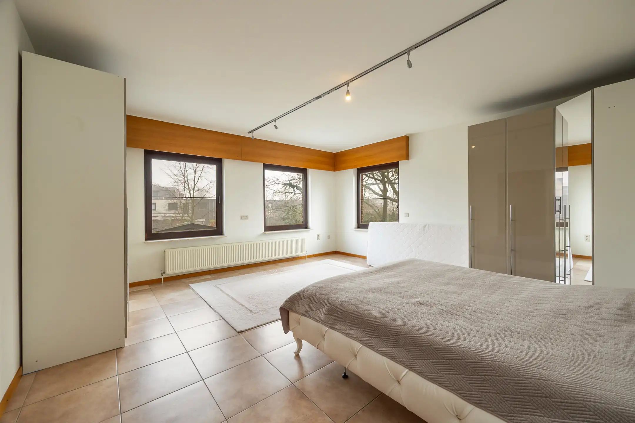 Ruime woning met 4-5 slpks en grote bureauruimte te Turnhout foto 20