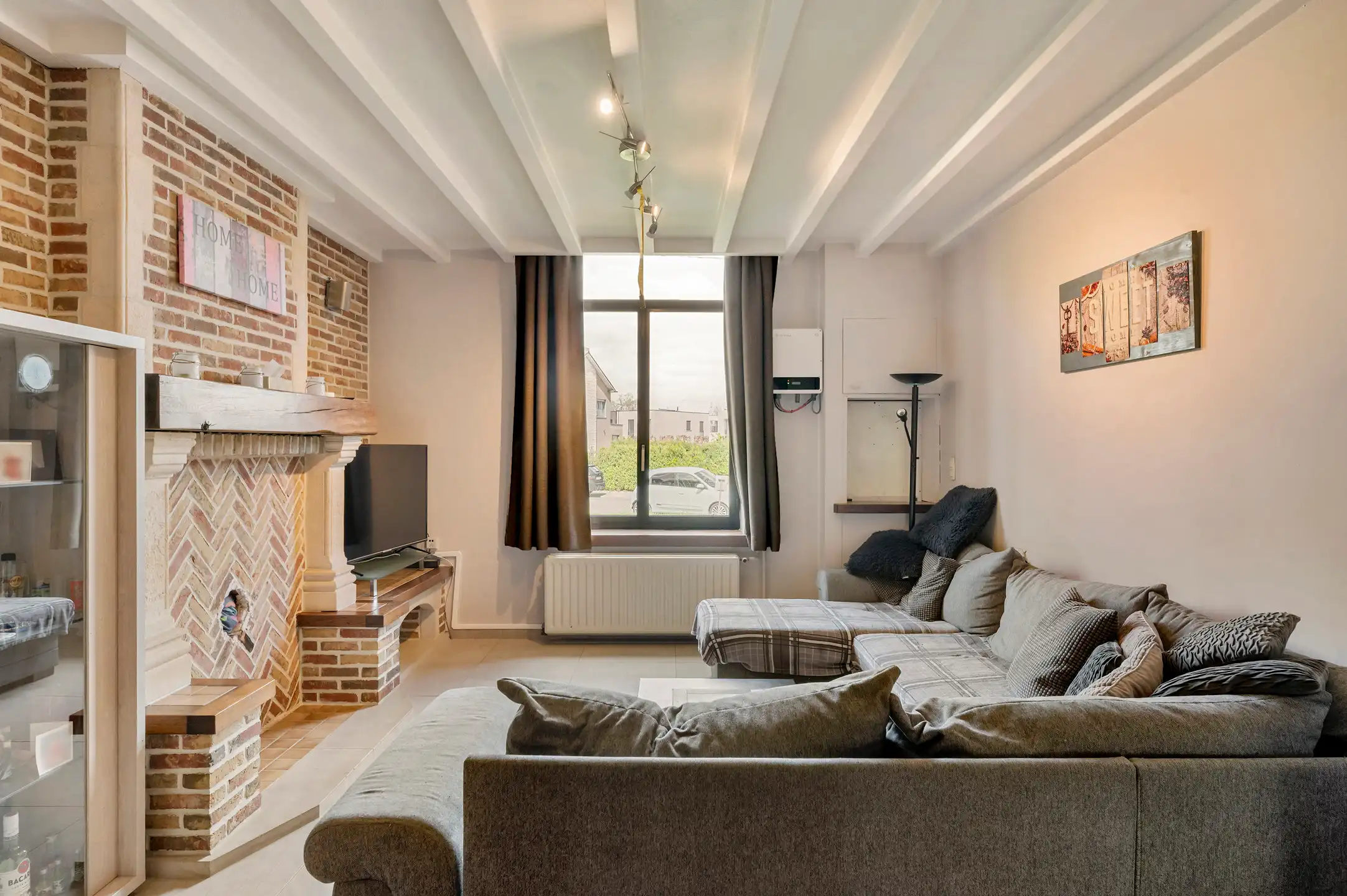 Doodlopend gelegen woning (189m²) met 4 slk’s en zuid gerichte tuin. foto 4