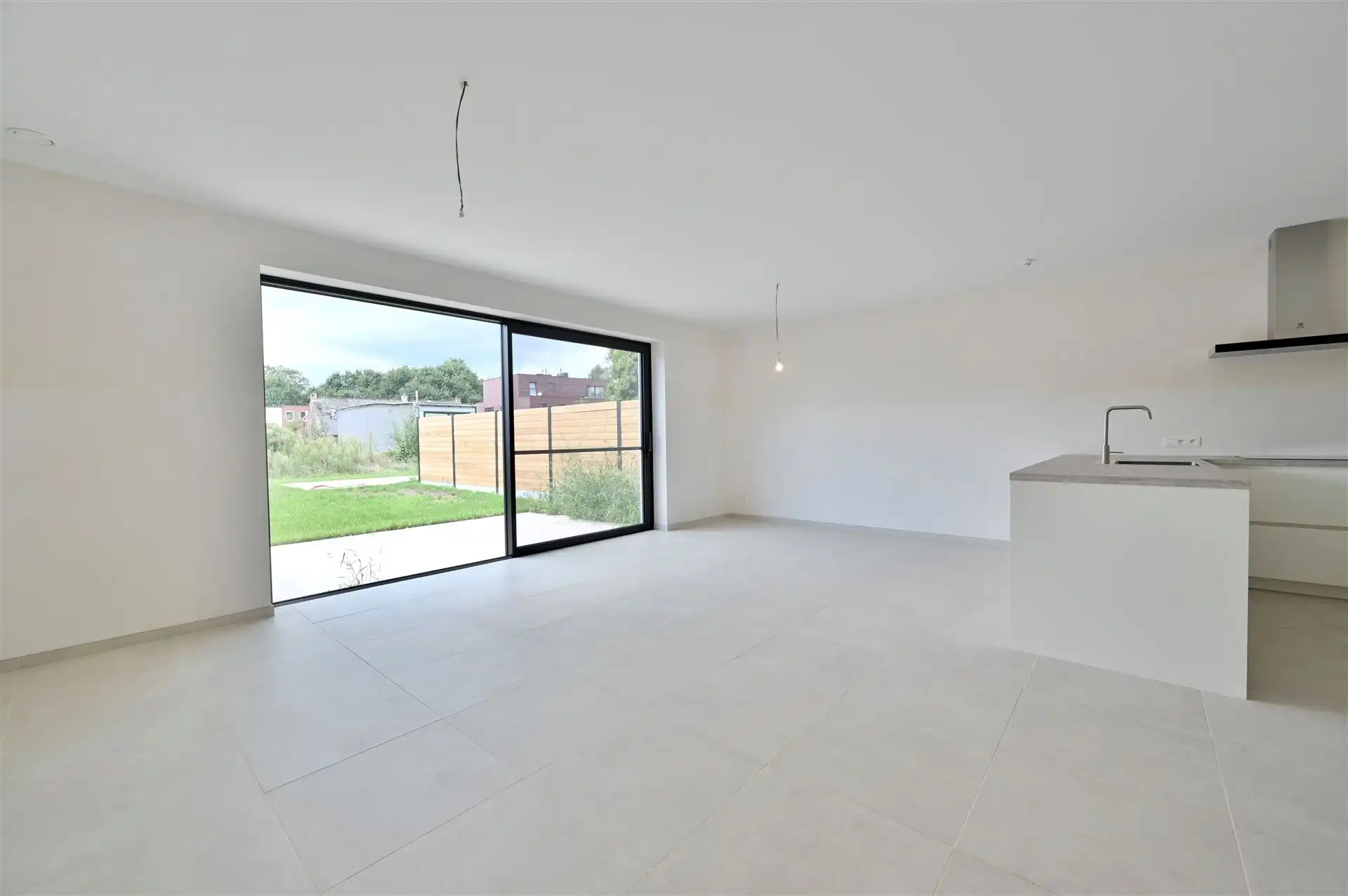 Moderne nieuwbouwwoning met 4 slpk en zonnige tuin foto 10