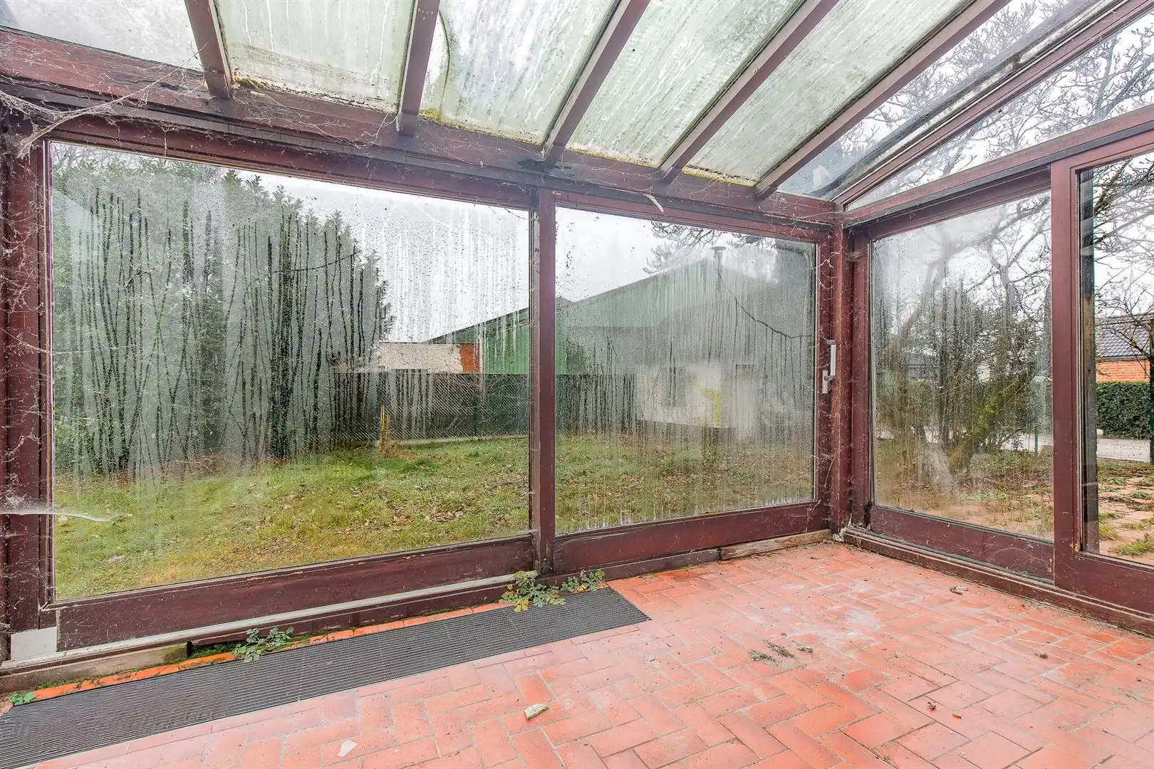 Statige villa met uitzonderlijk potentieel op toplocatie in Berlare foto 7
