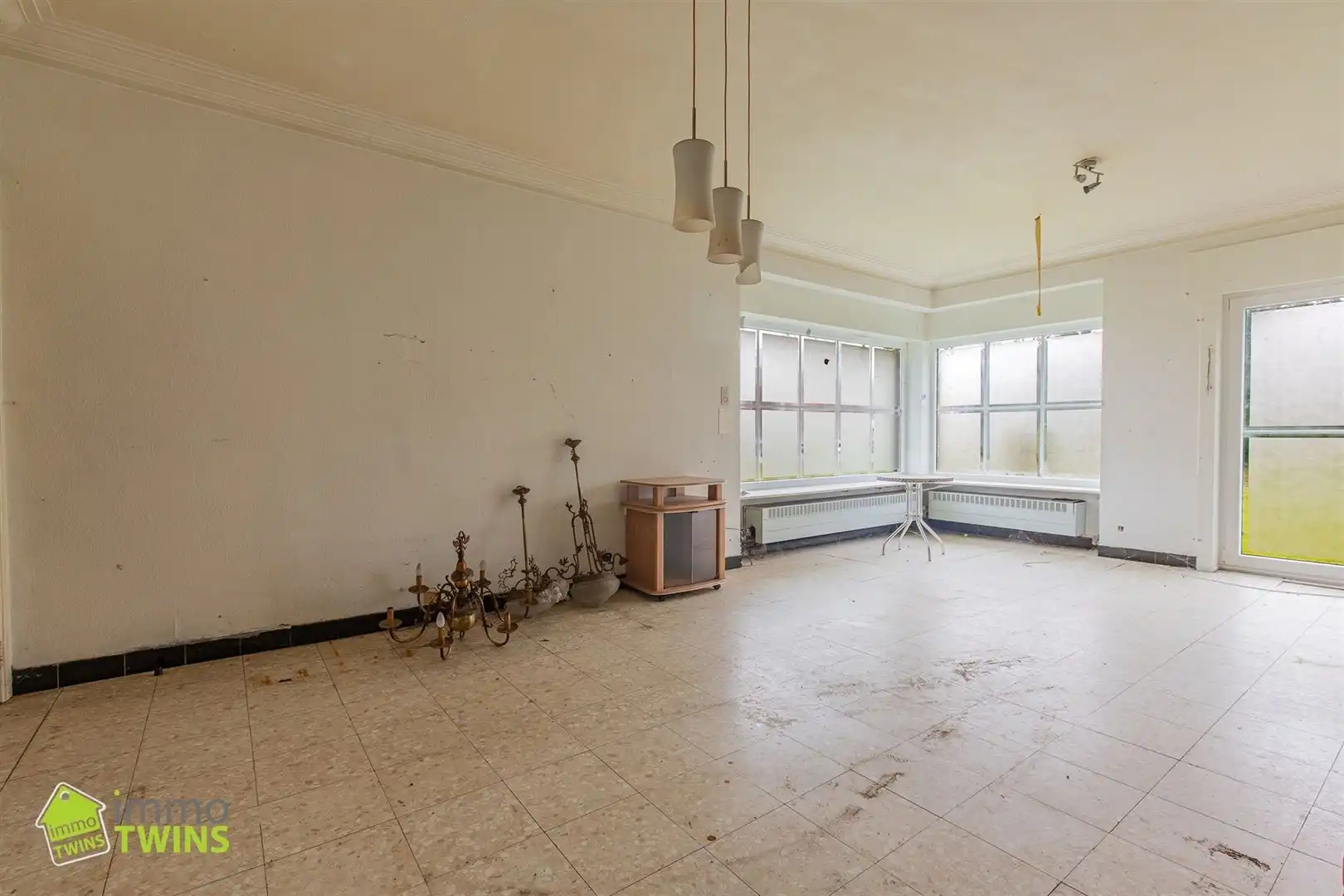 Statige villa met uitzonderlijk potentieel op toplocatie in Berlare foto 7