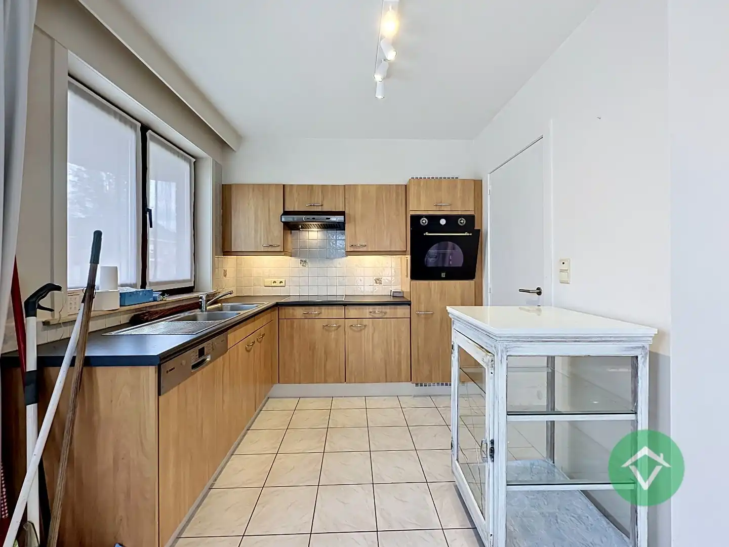 Gelijkvloers appartement met 2 slaapkamers in hartje Koekelare foto 8