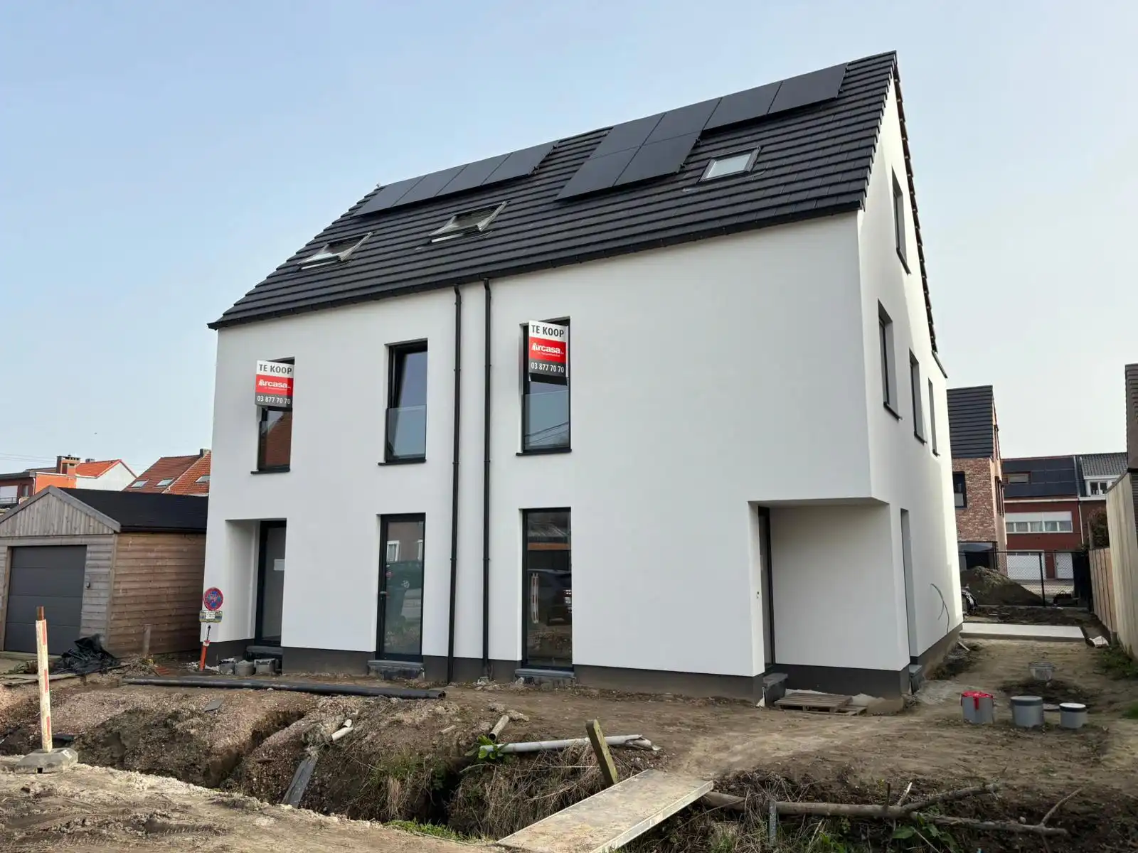 Huis te koop foto {{pictureIndex}}