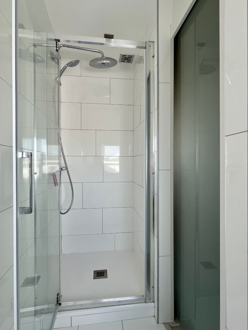 Instapklaar appartement met zeezicht te Groenendijk foto 25