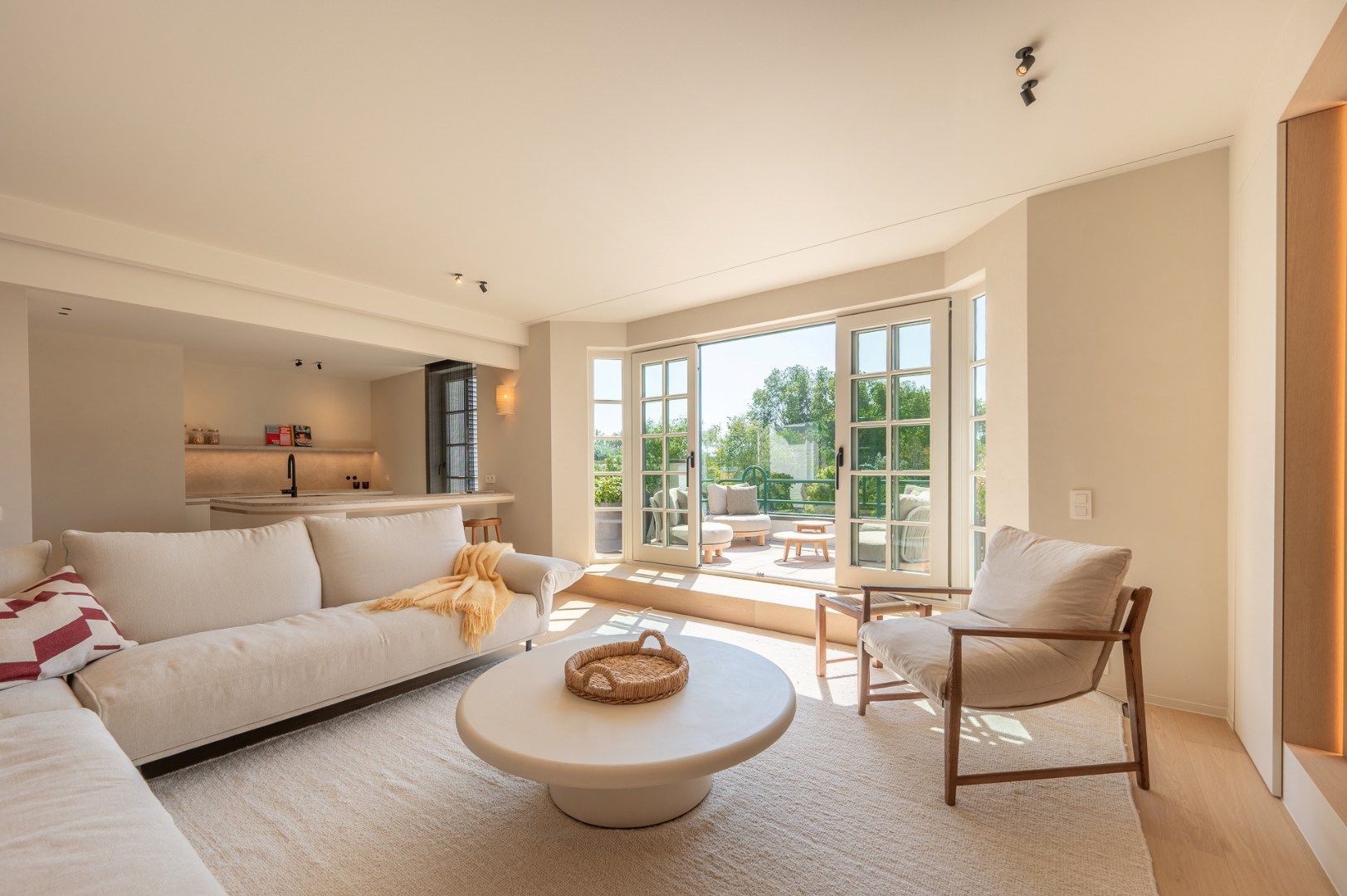 Prachtig gerenoveerd appartement in een park van 5ha in het Zoute foto 3