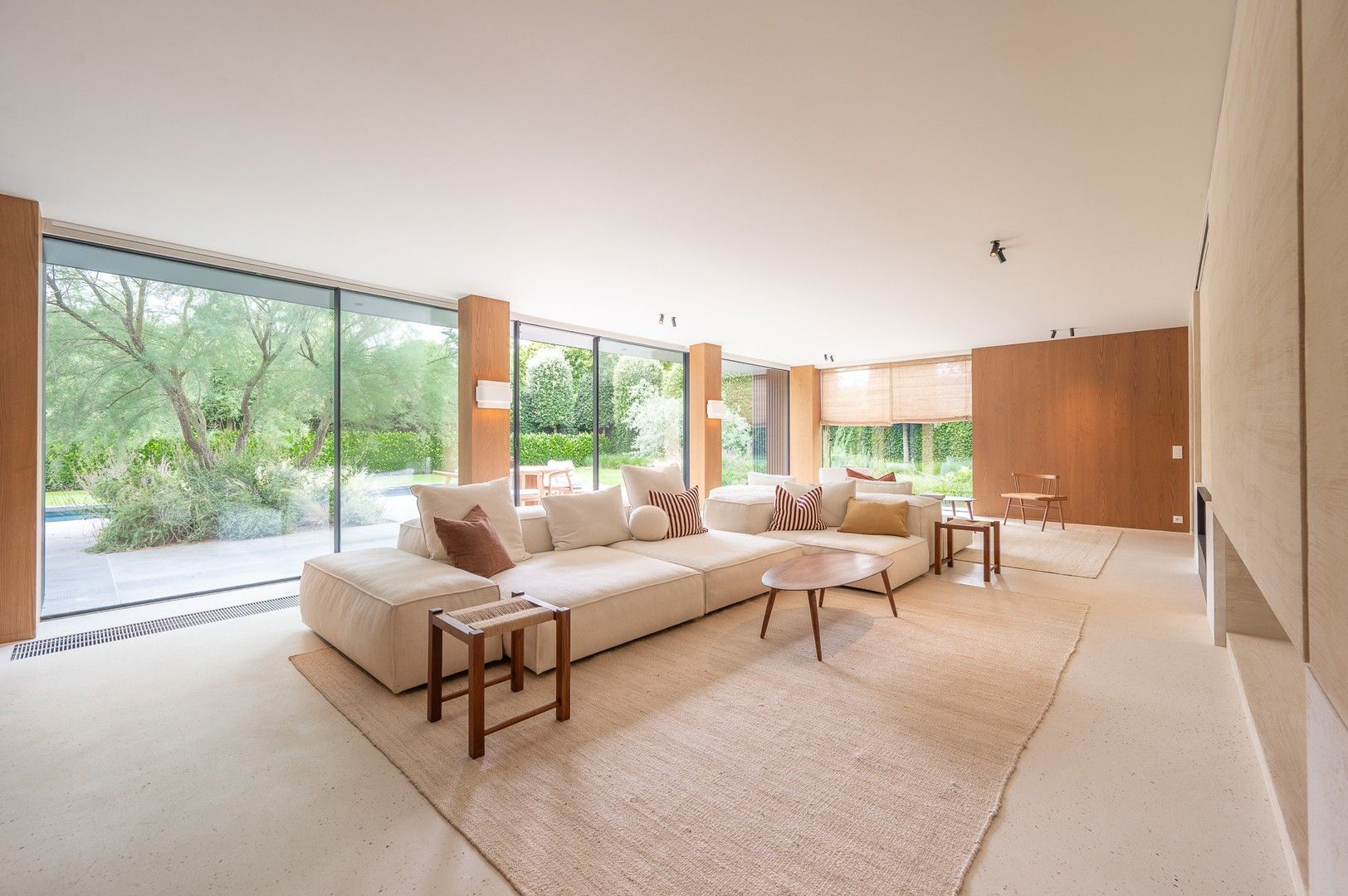Luxueuse villa met zwembad, discreet gelegen in een rustige omgeving foto 2