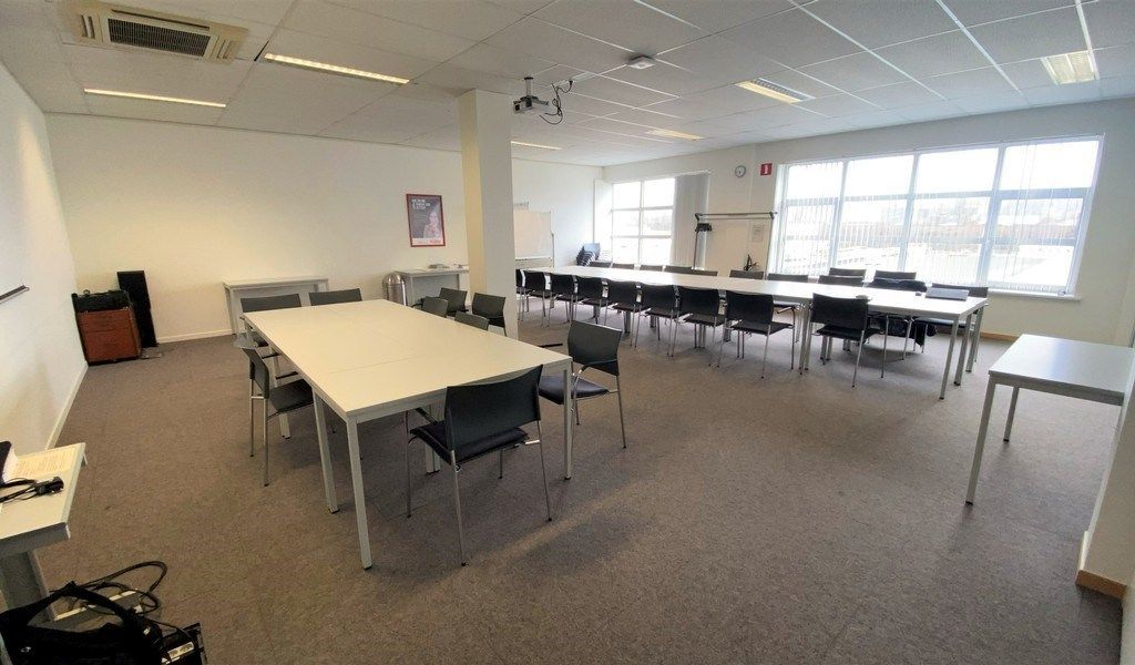 Budgetvriendelijke kantoren te huur vlakbij E17 in Gentbrugge foto 4