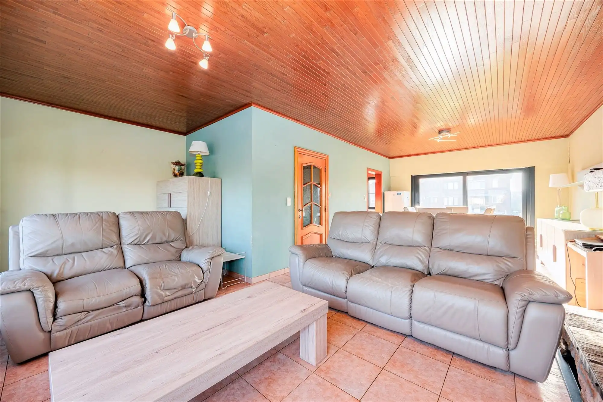 Ruime HOB met 3 slaapkamers, garage en Z-tuin. foto 6