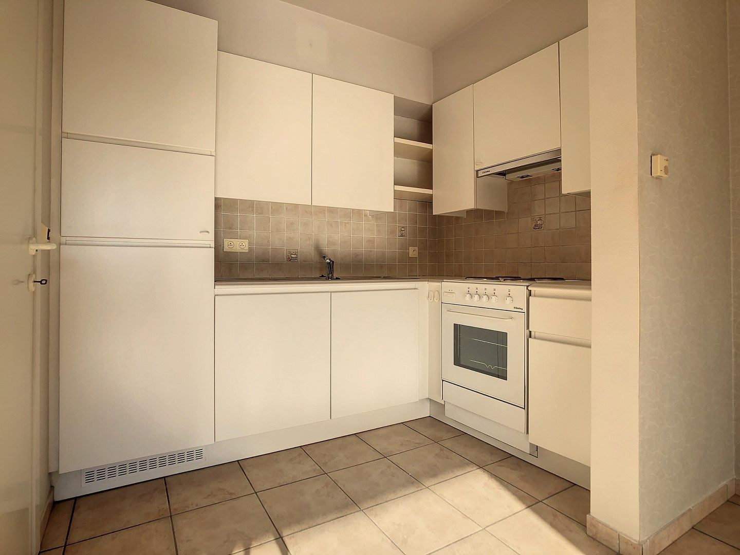 Centraal gelegen appartement met garage én extra staanplaats in centrum Staden foto 3