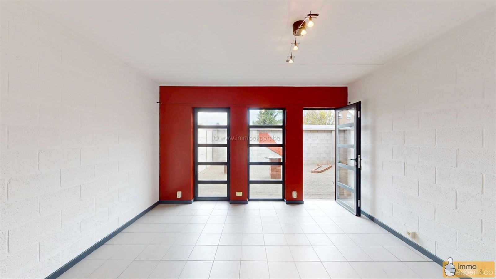 TERNAT: Woning centraal gelegen met 5 slpks en 2 badks foto 5