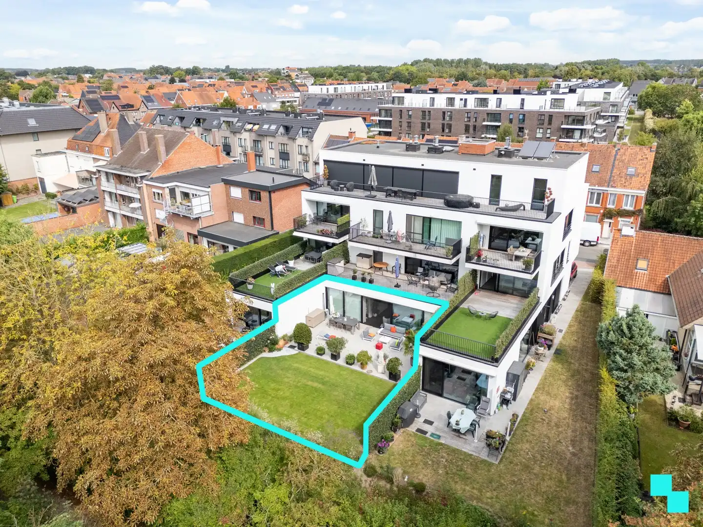 Uitzonderlijk hoogwaardig afgewerkt gelijkvloers appartement langs de Mandel foto 18