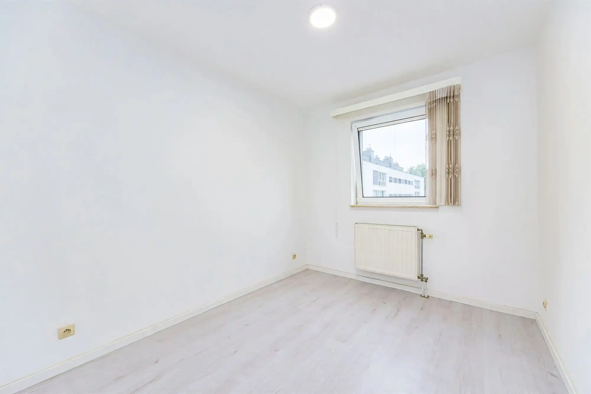 Ruim3-slpk appartement met terras en P foto 10