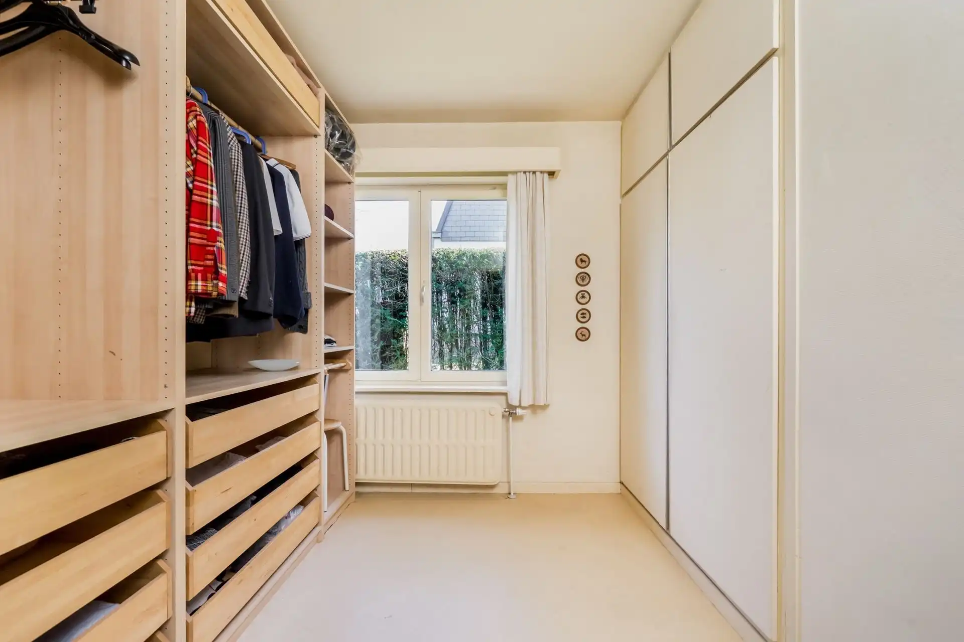 Laagbouwvilla met 4 slpks en garage! foto 16