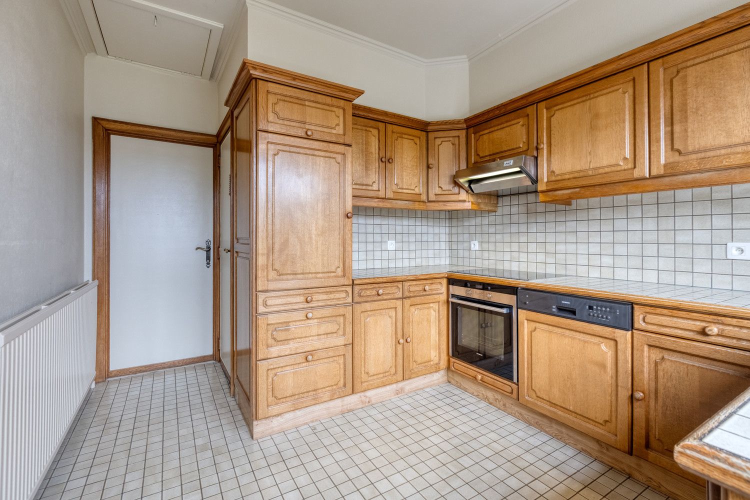 VOLLEDIG VERNIEUWDE OPEN BEBOUWING (OB) MET PRACHTIG UITZICHT EN MODERN COMFORT! foto 15