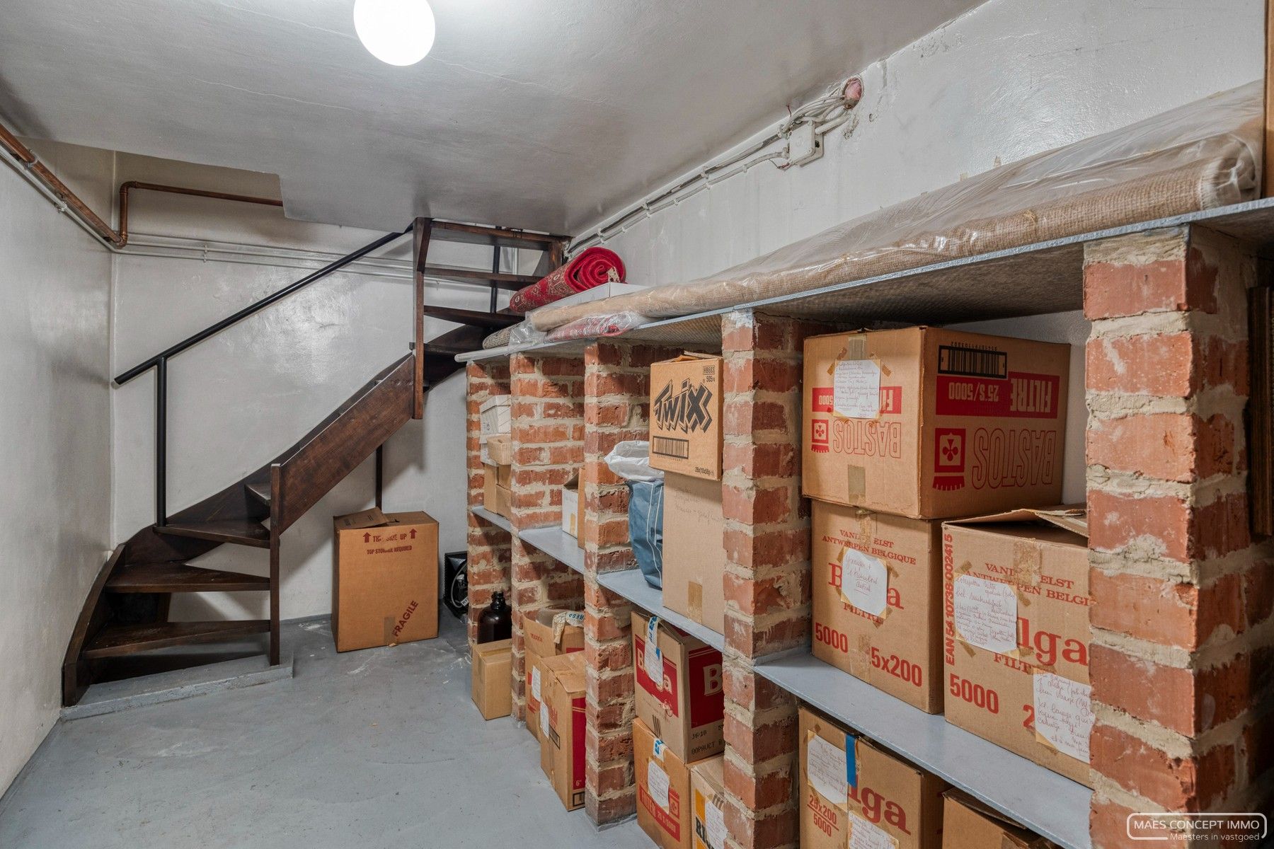 Woning met handelsruimte boordevol karakter op topligging in Zulte foto 11
