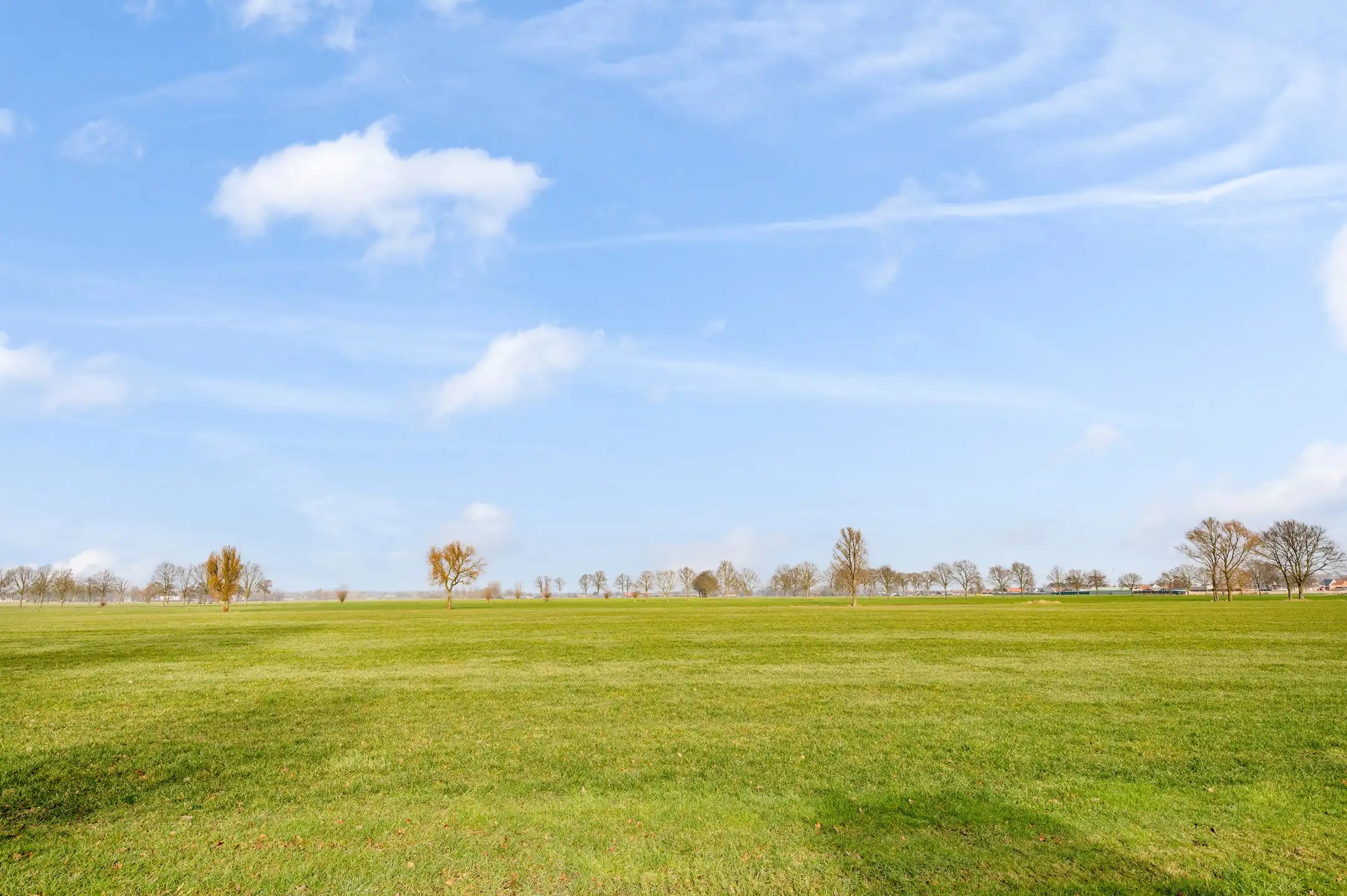 Instapklare gezinswoning te Achterbroek foto 2