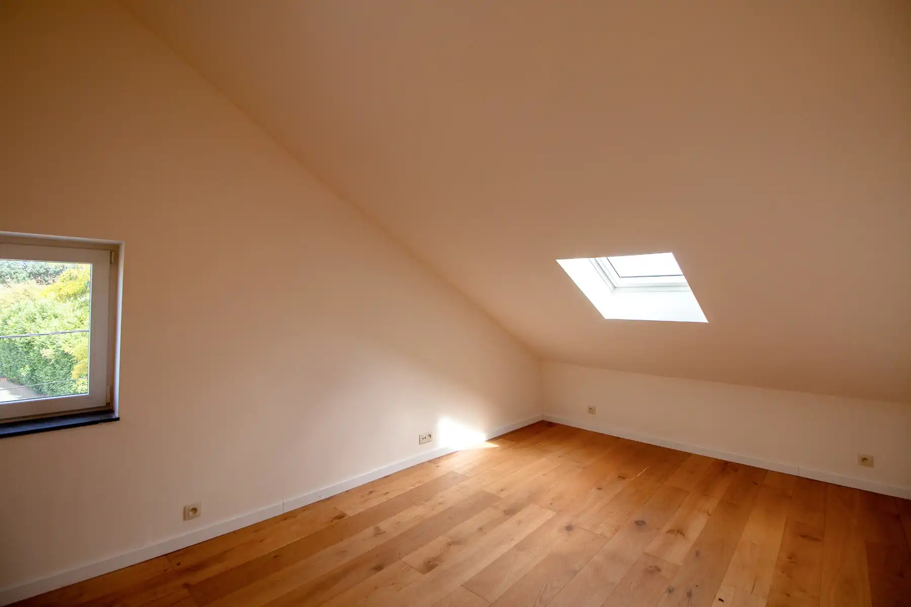 Prachtig gerenoveerde woning voor gemengd gebruik. foto 31