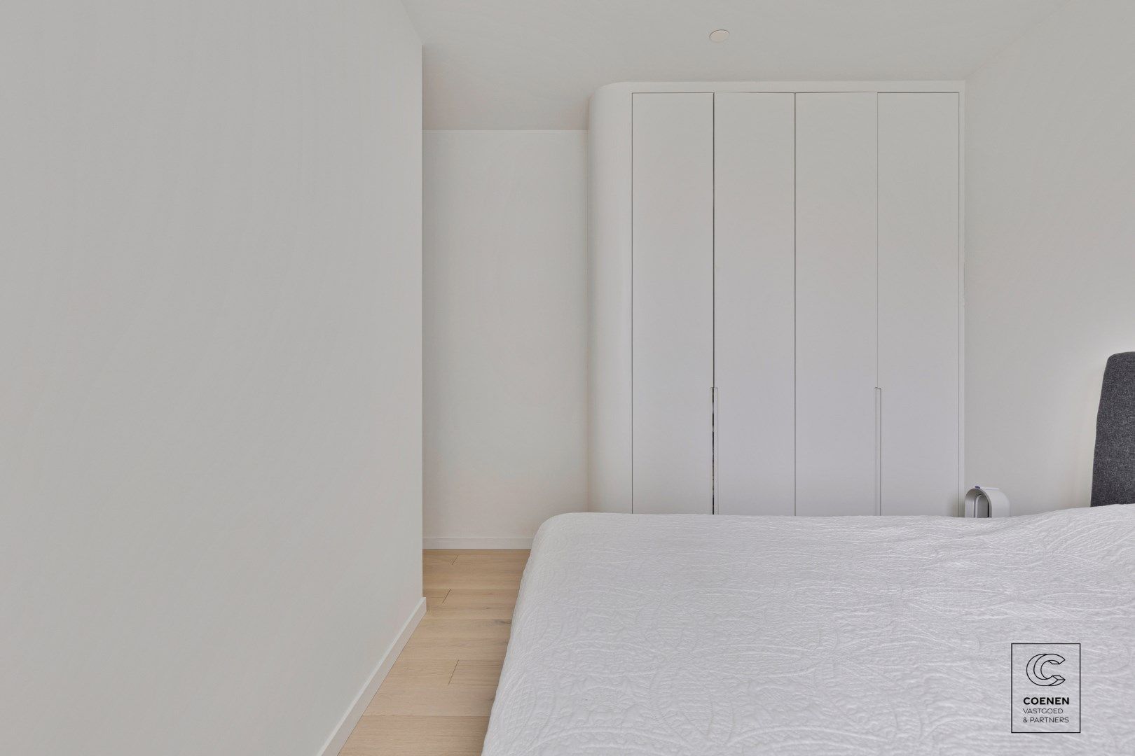Design appartement van 83 m², twee slaapkamers en een ruim terras met een prachtig uitzicht over Antwerpen! foto 10