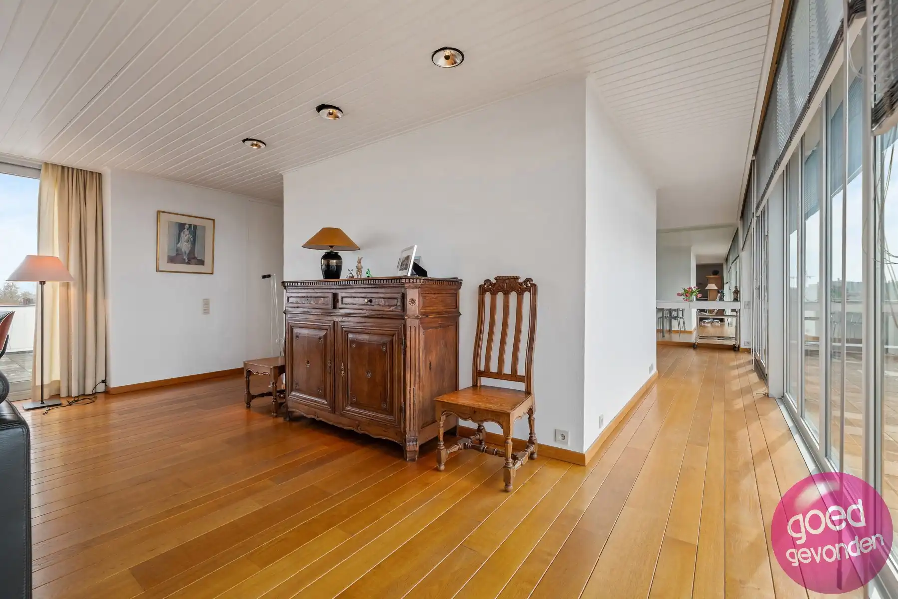 PENTOUSE 145 m² - 2 SLK - TERRAS 100 m² - LIFT - PARKING MGL foto 10