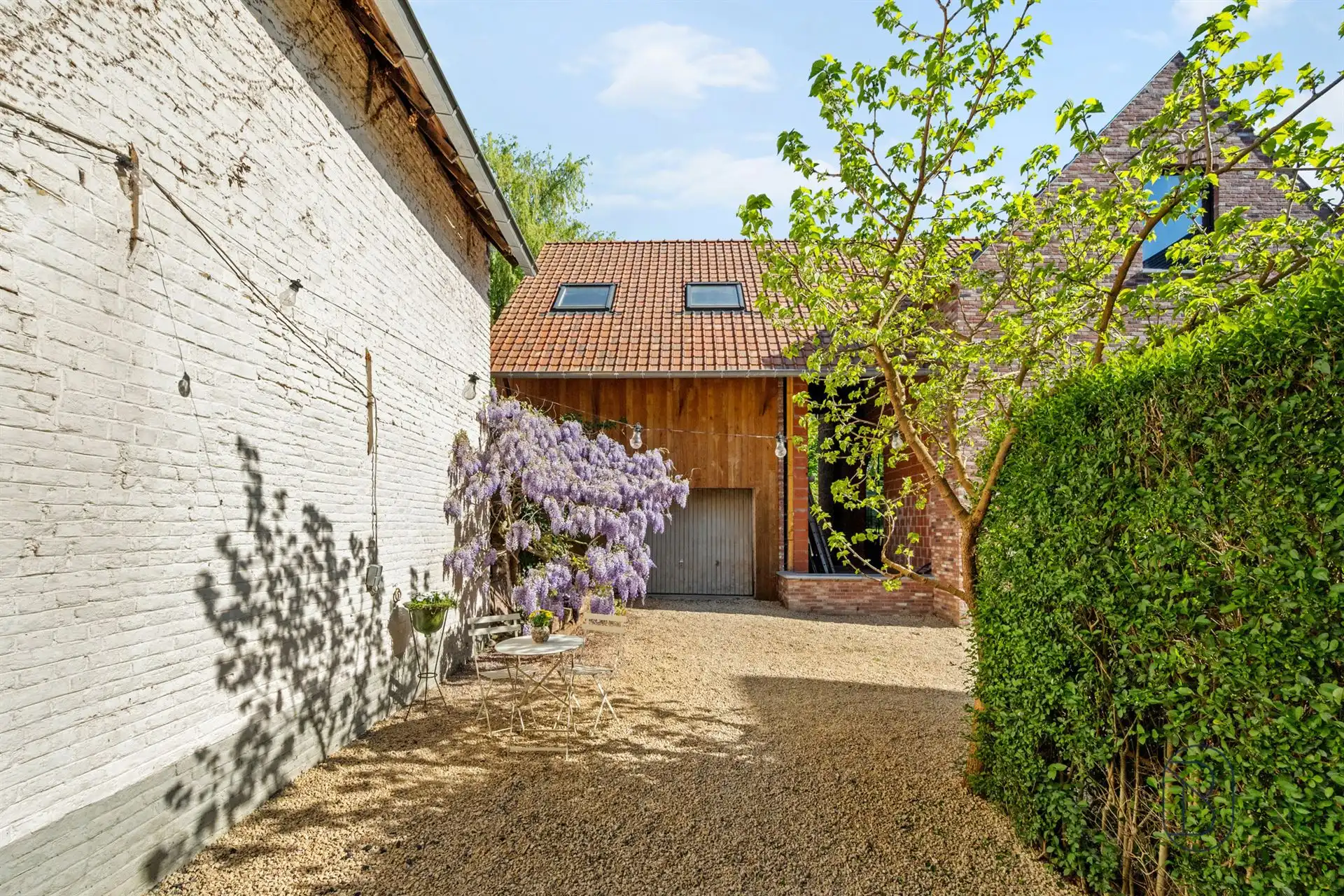 Karaktervolle herenwoning + kantoor en extra nieuwbouwwoning foto 4