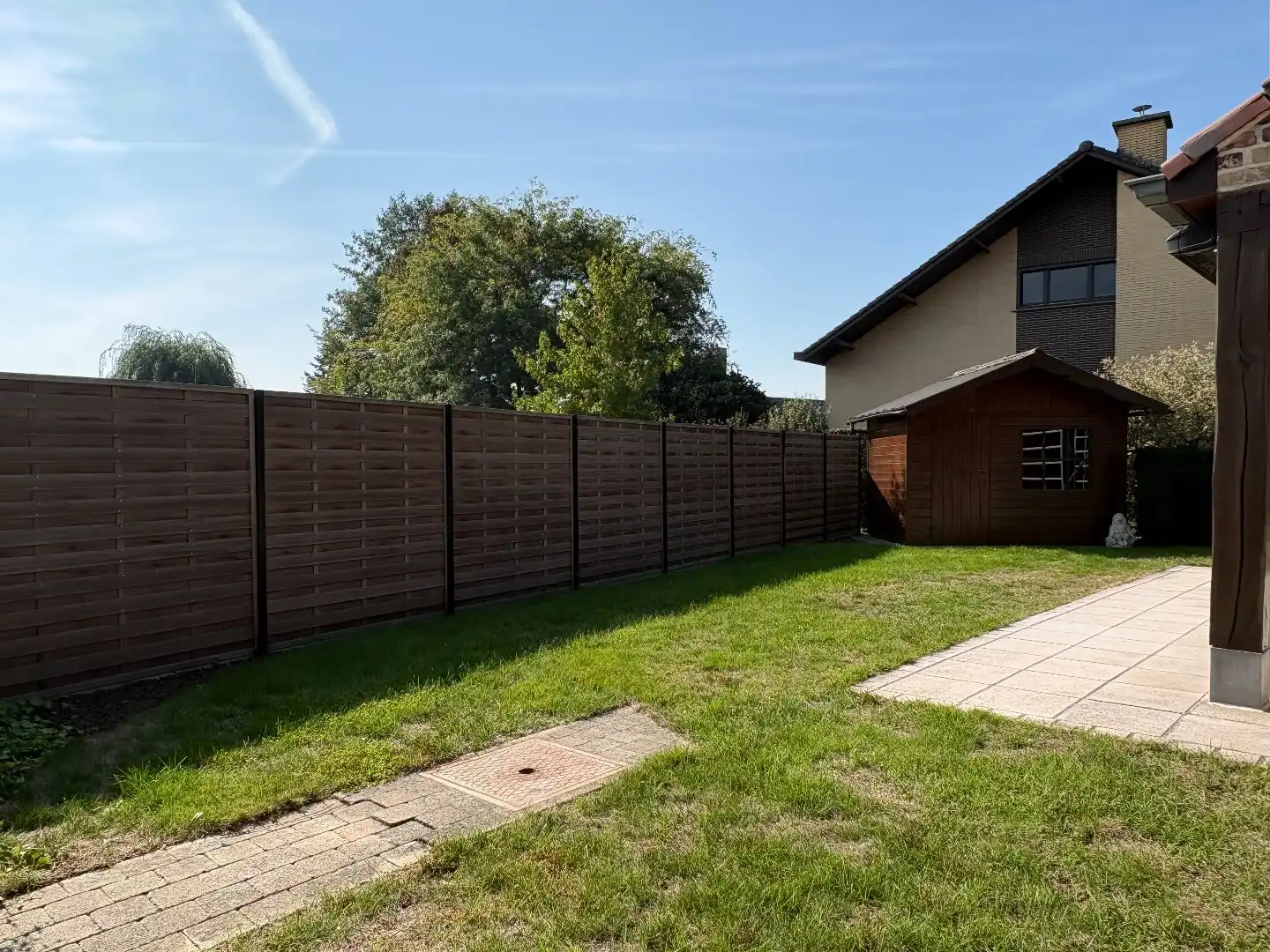 Alleenstaande woning met 3 slaapkamers en dubbele garage te huur in Oostrozebeke foto 21