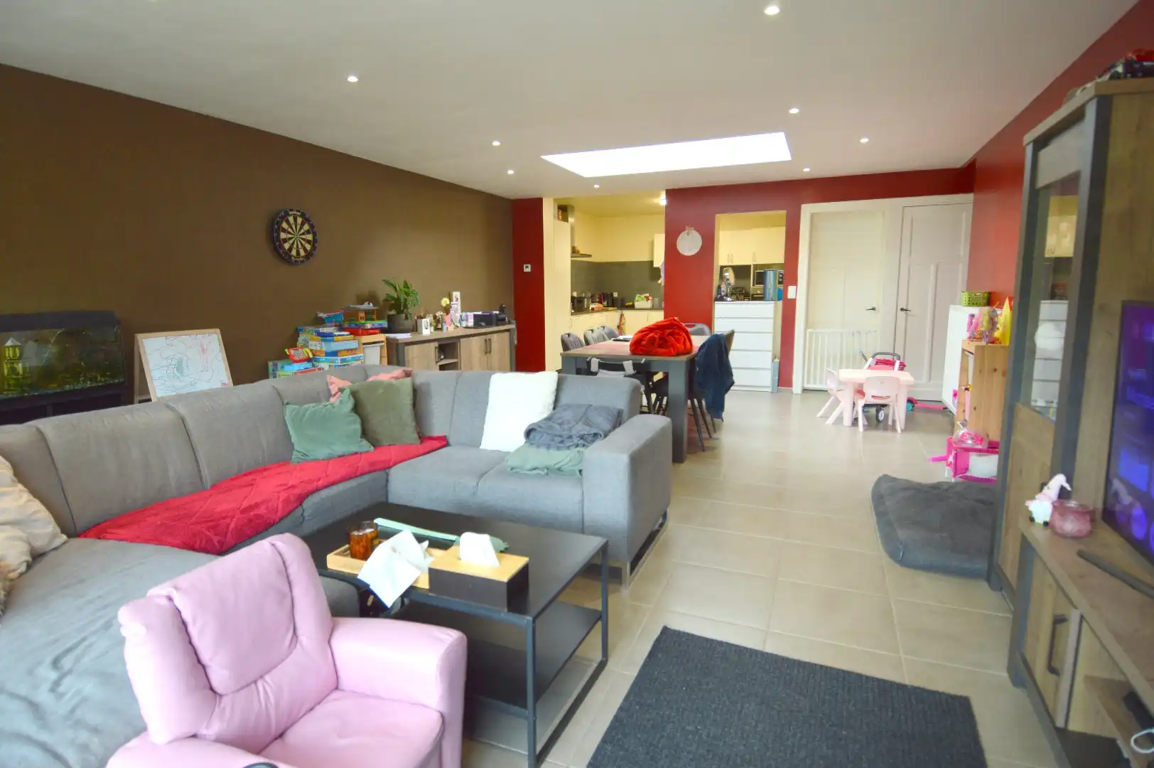 Volledig vernieuwde woning met twee slaapkamers dichtbij het centrum van Bellegem foto 3