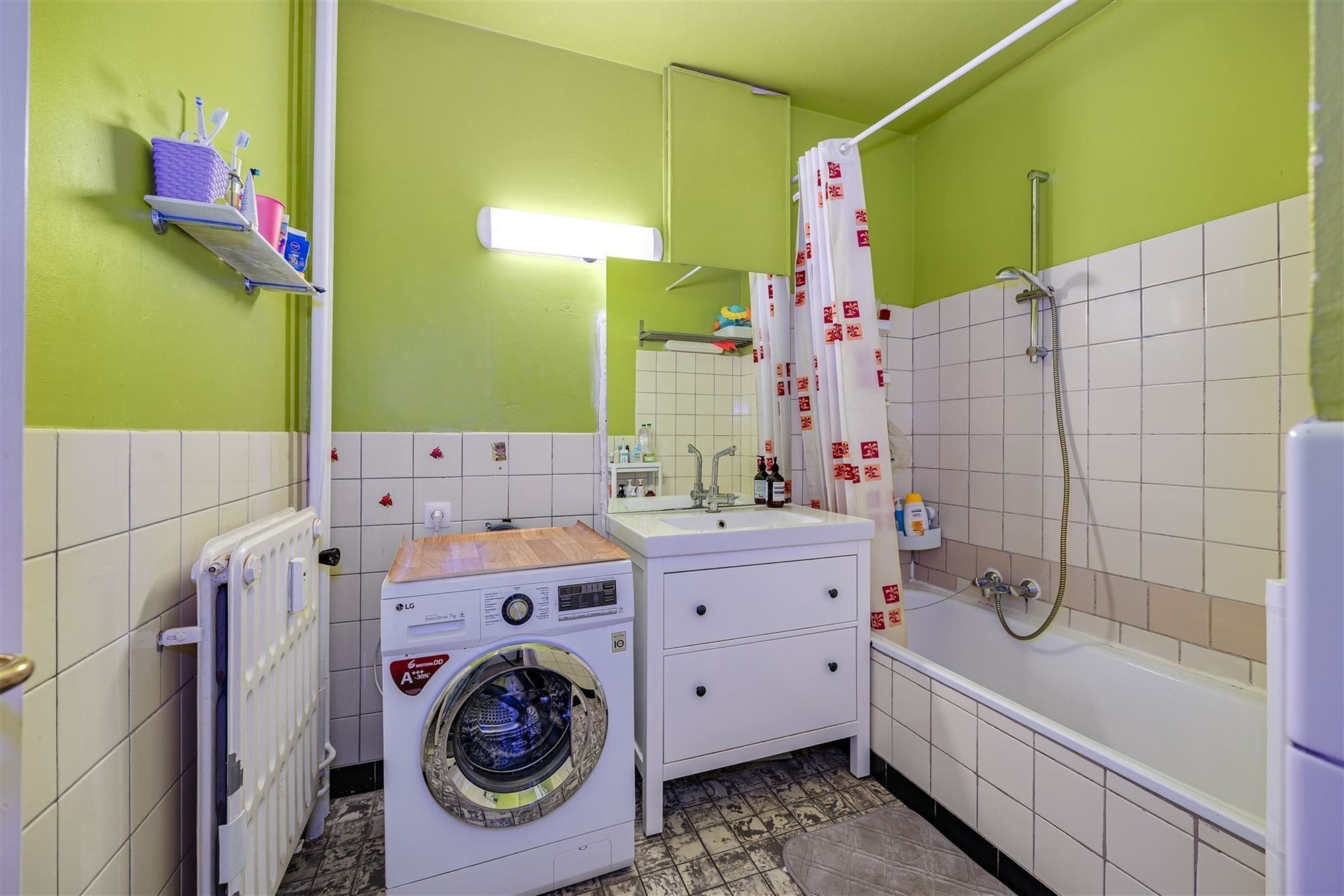  Instapklaar appartement met 2 slaapkamers + autostaanplaats foto 12