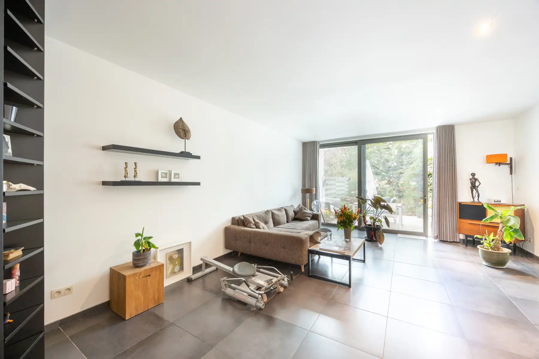 Wonen aan het water met een tuin die blijft verrassen foto 13