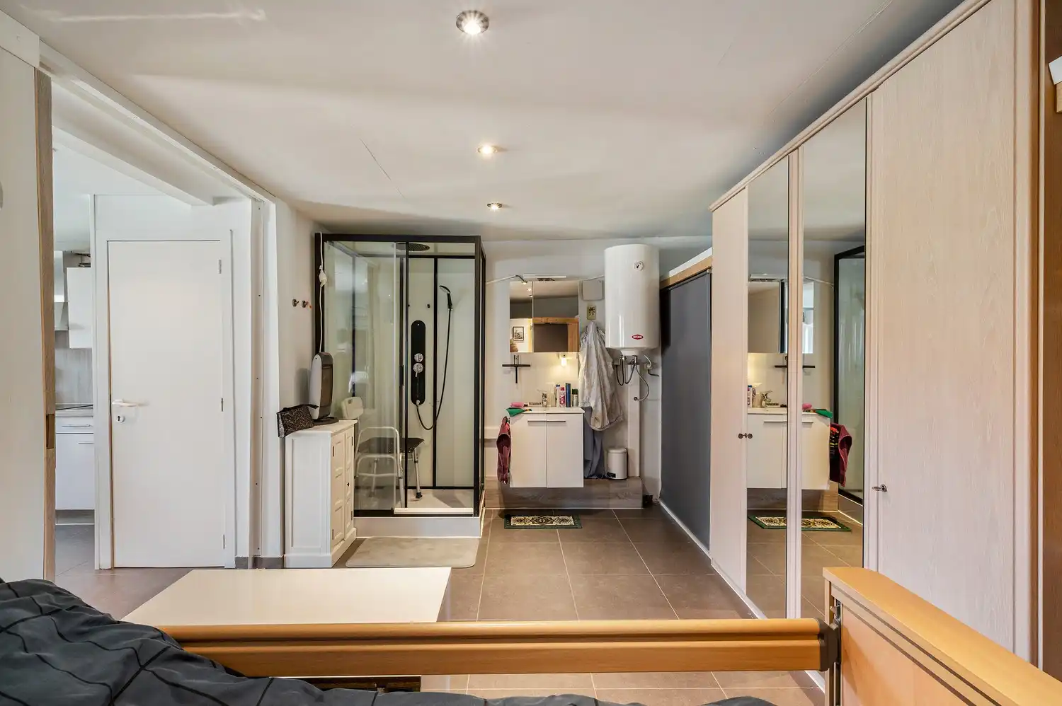 Landhuis met zwembad en 2 tot 4 slaapkamers foto 47