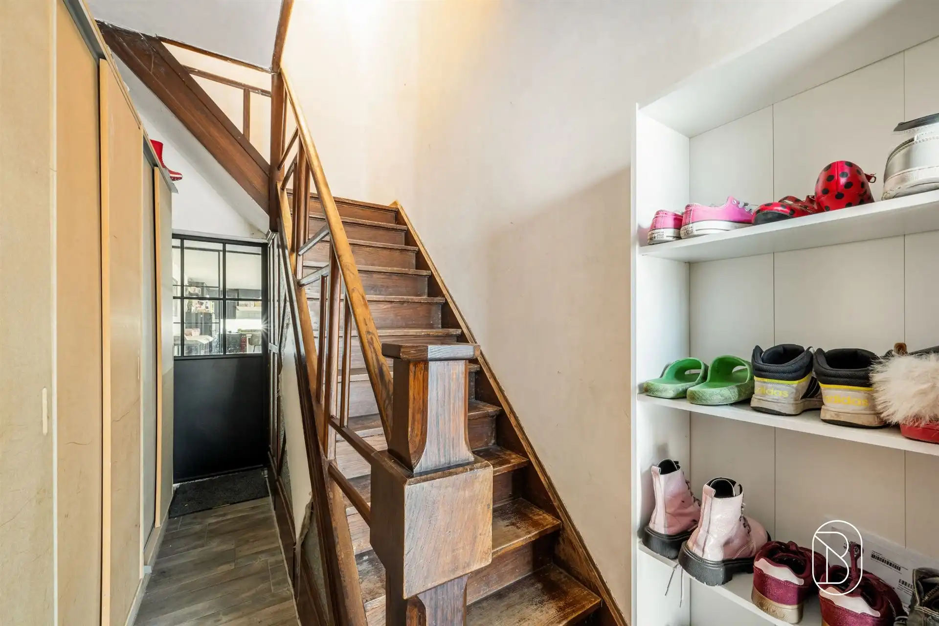 Instapklare alleenstaande woning op 1.082 m²! foto 6