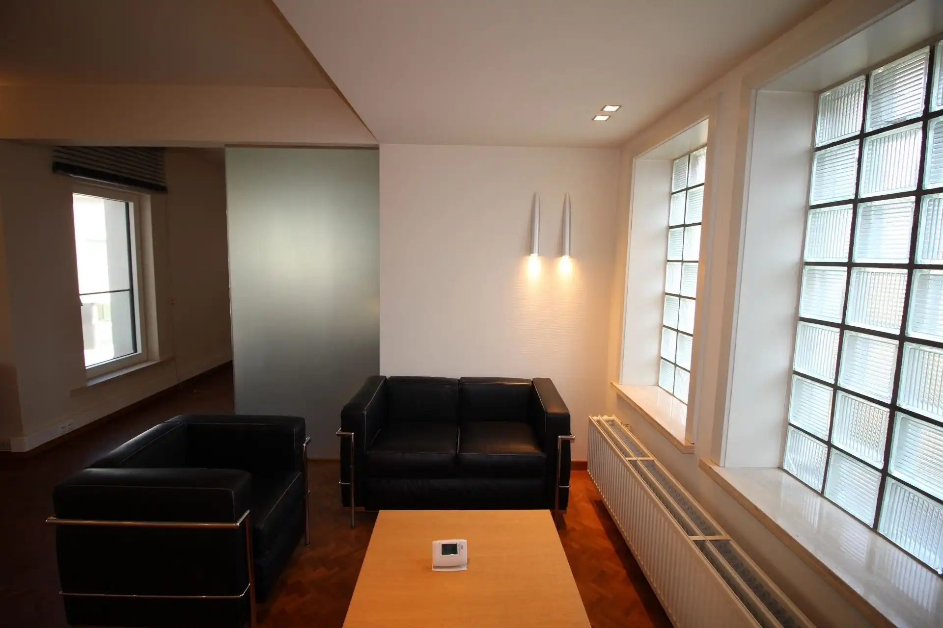 Verzorgde kantoor- of praktijkruimte, 120m², in het centrum. foto 6