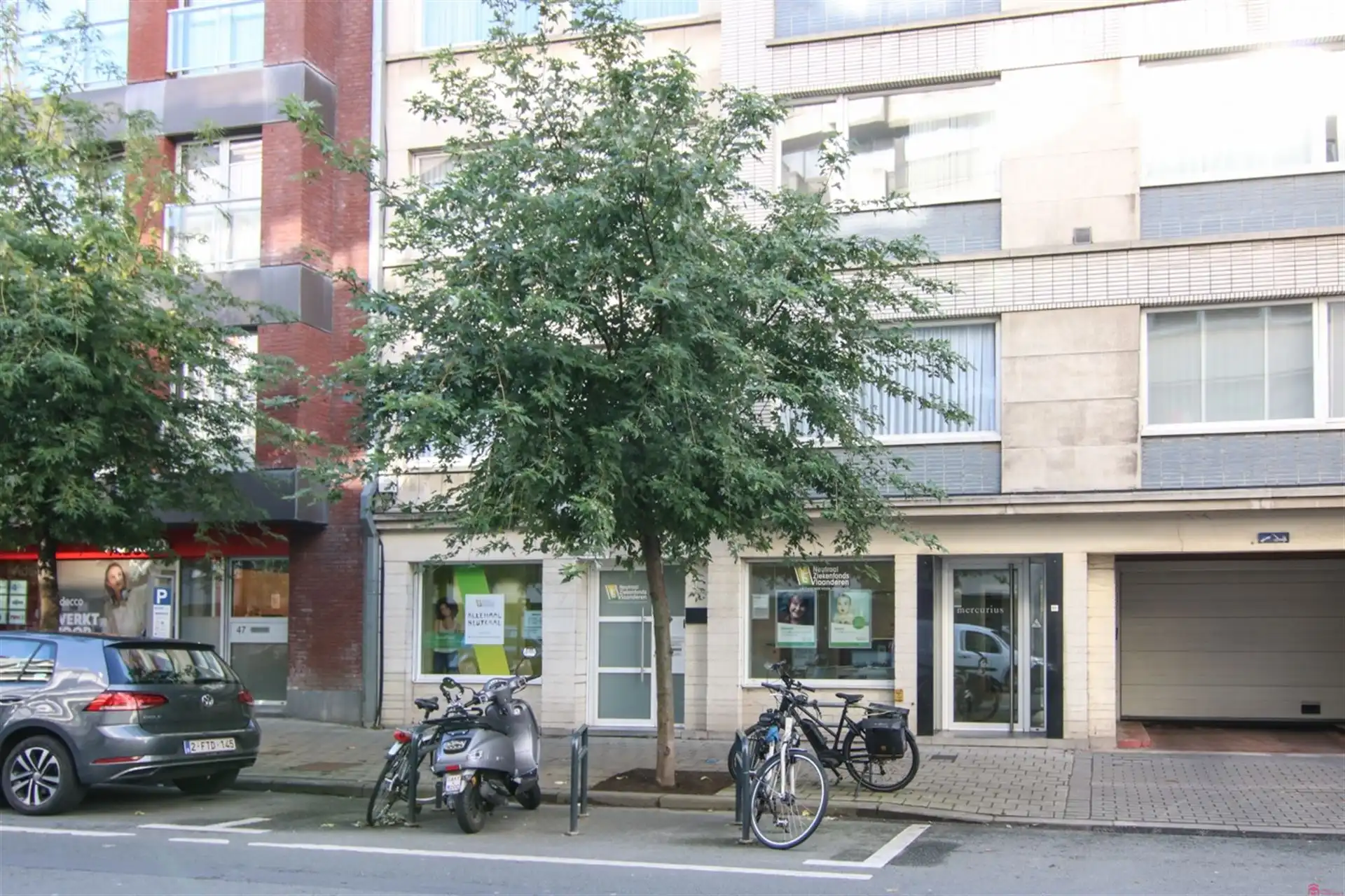 Tijdloos kantoor of handelsruimte nabij Grote Markt foto {{pictureIndex}}