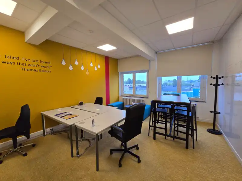 Kantoorruimte te huur foto 6