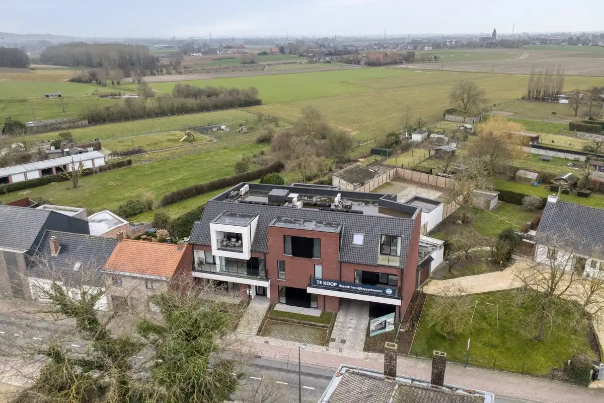 Gelijkvloers nieuwbouwappartement te koop in Anzegem foto {{pictureIndex}}