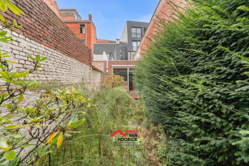 Woning met 4 slpkmrs en tuin foto 2