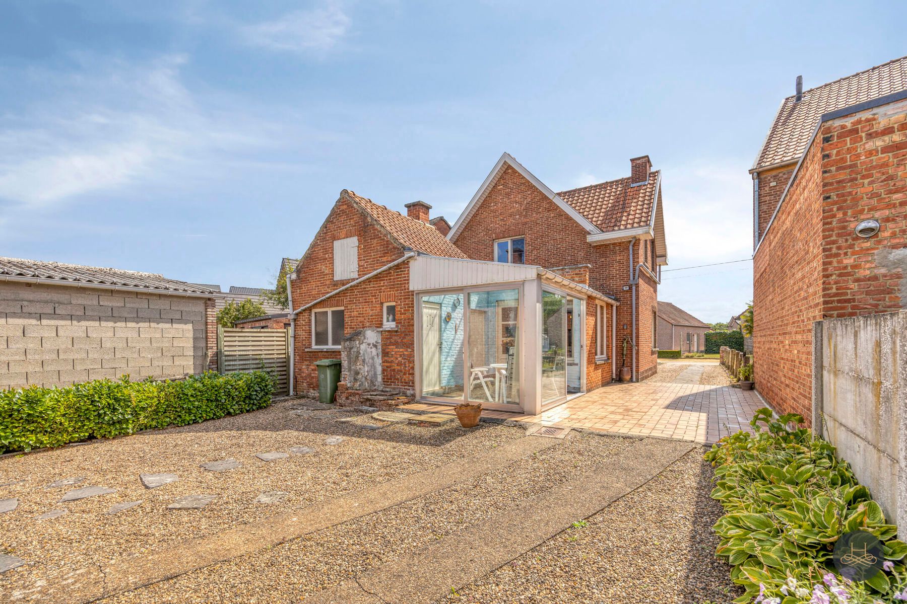 Te renoveren woning in rustige omgeving foto 28