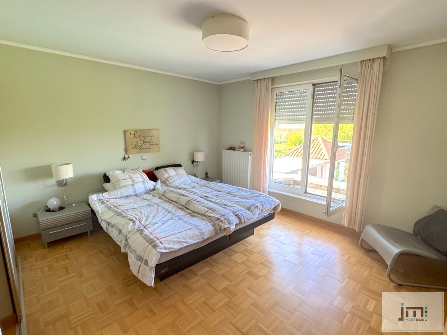 Energiezuinige woning met zwembad foto 9