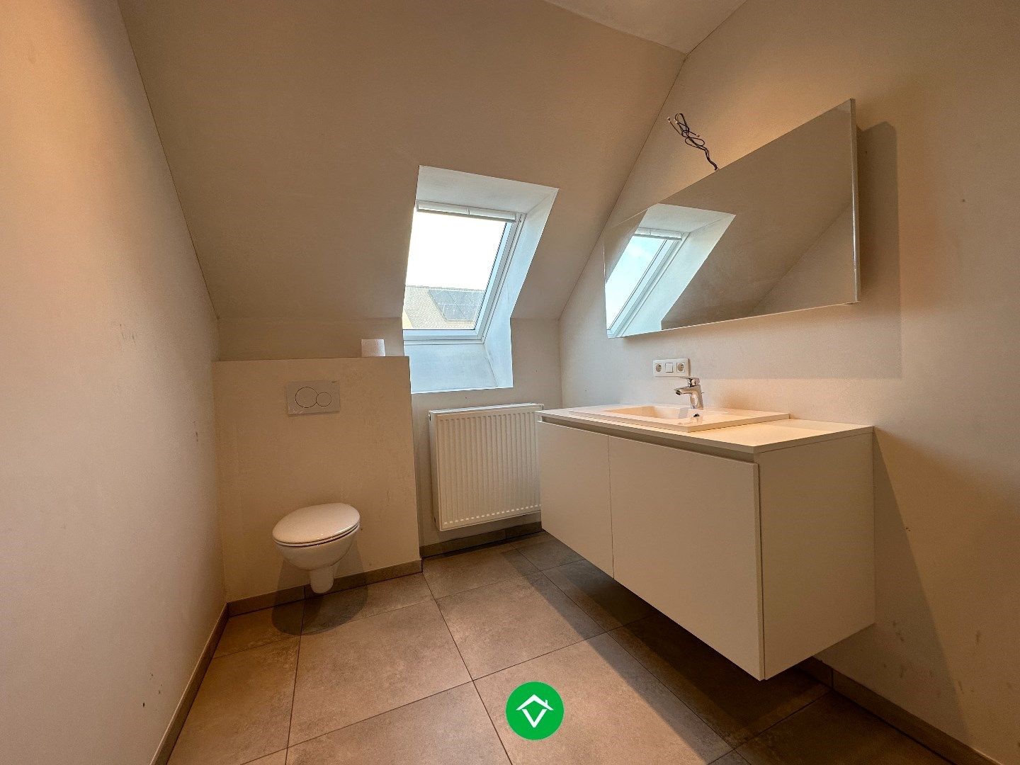 Moderne en lichtrijke nieuwbouwwoning met drie slaapkamers te Handzame (Kortemark) foto 12